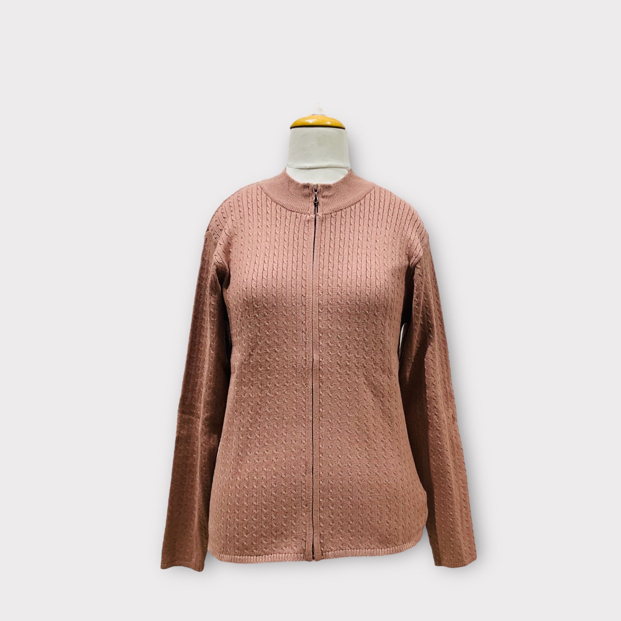 WOMEN SWEATER