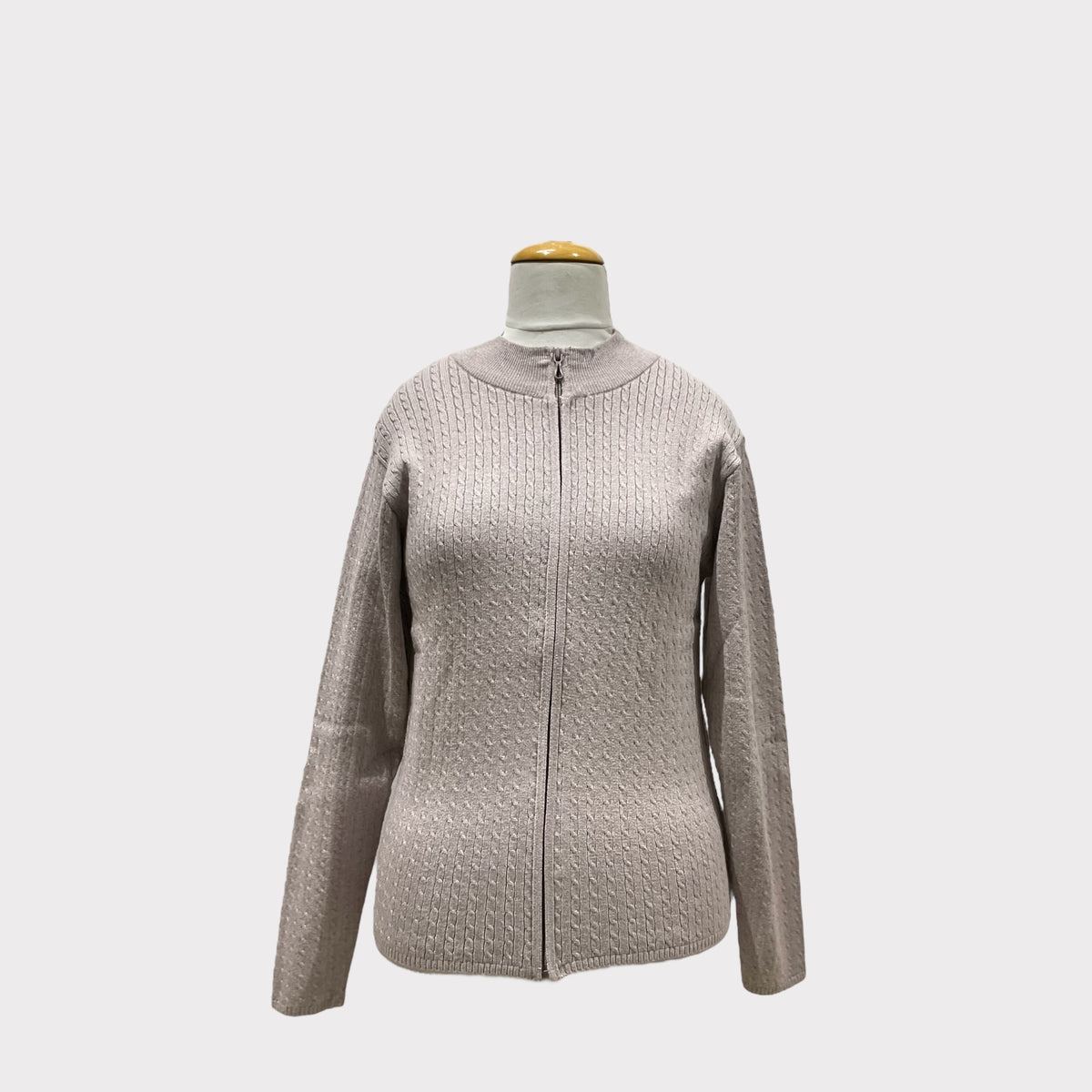 WOMEN SWEATER