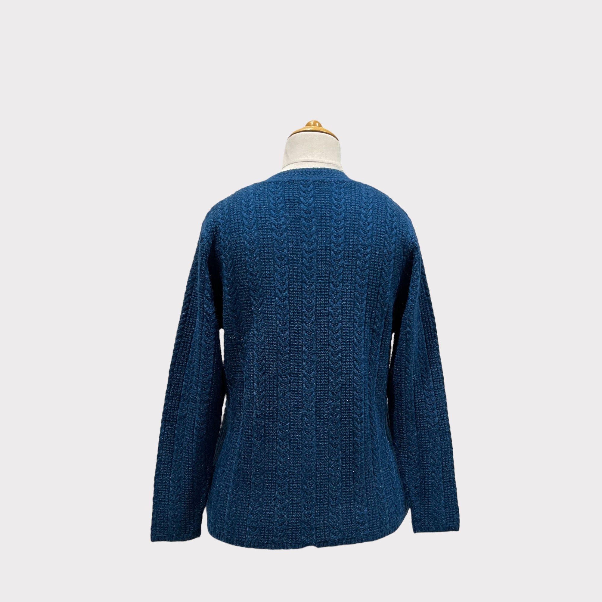 WOMEN SWEATER