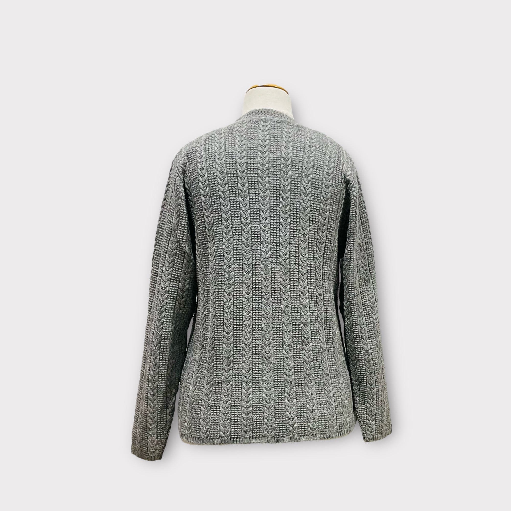 WOMEN SWEATER
