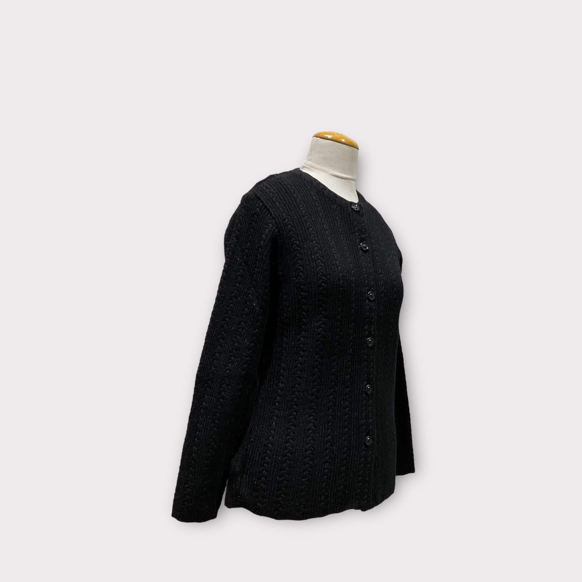 WOMEN SWEATER