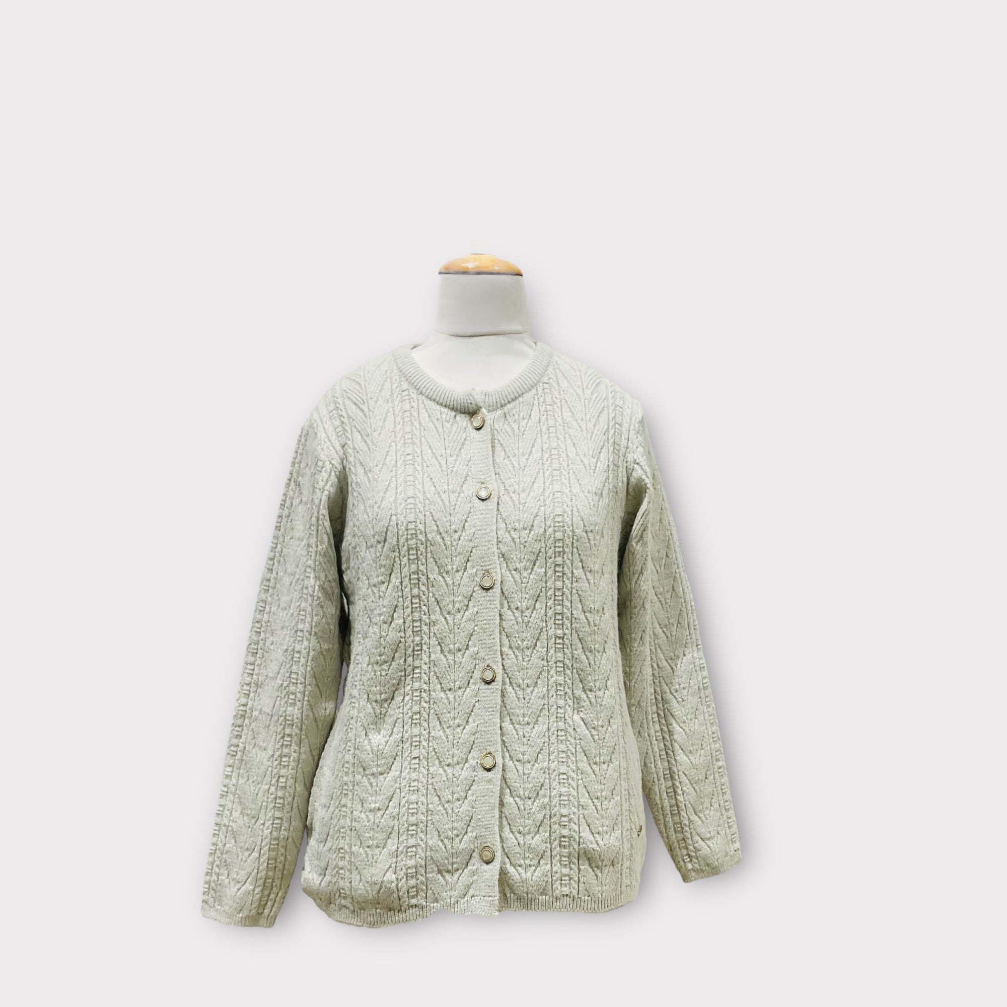 WOMEN SWEATER