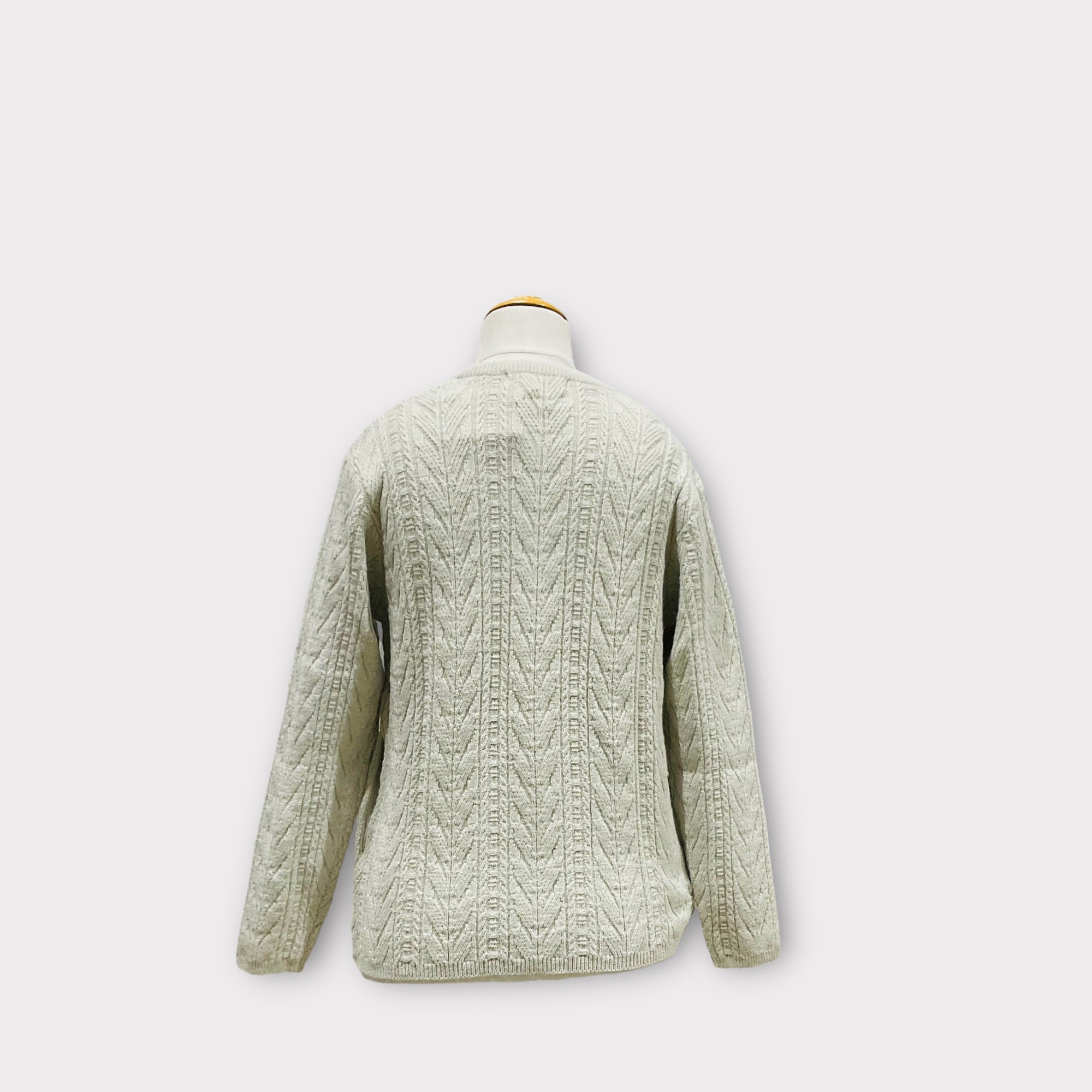 WOMEN SWEATER