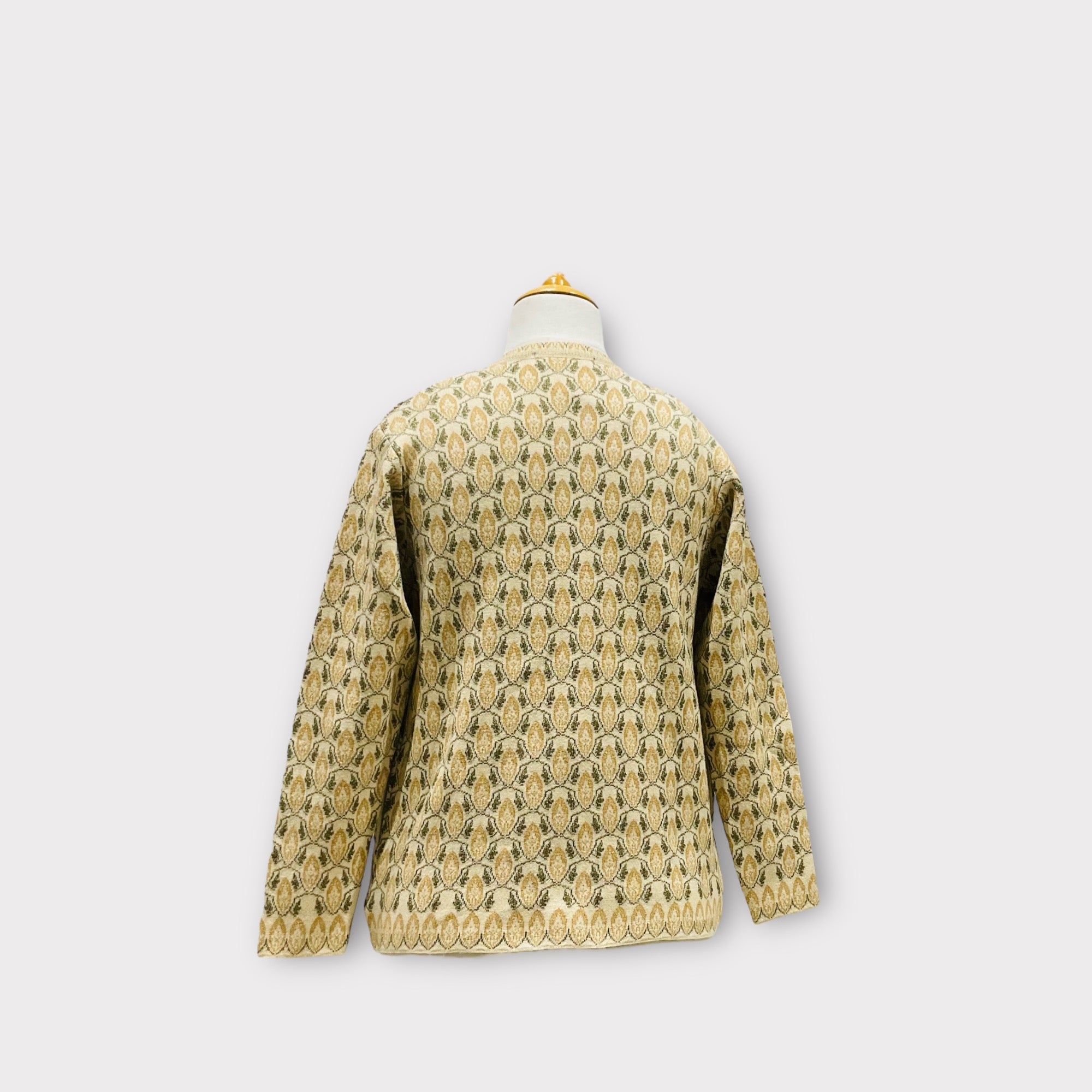 WOMEN SWEATER