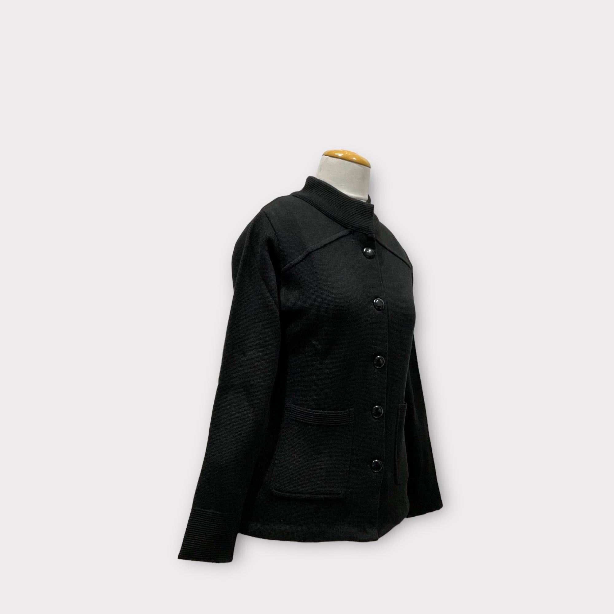 WOMEN SWEATER