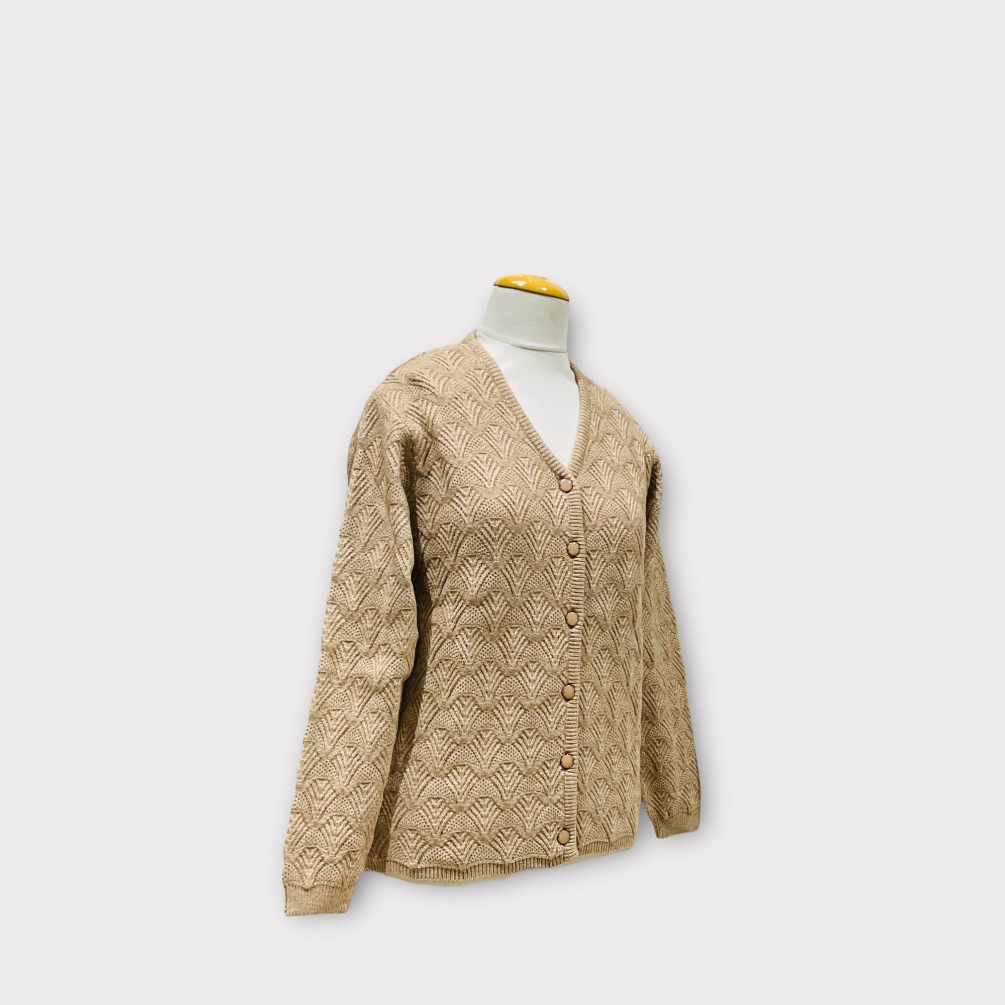 WOMEN SWEATER