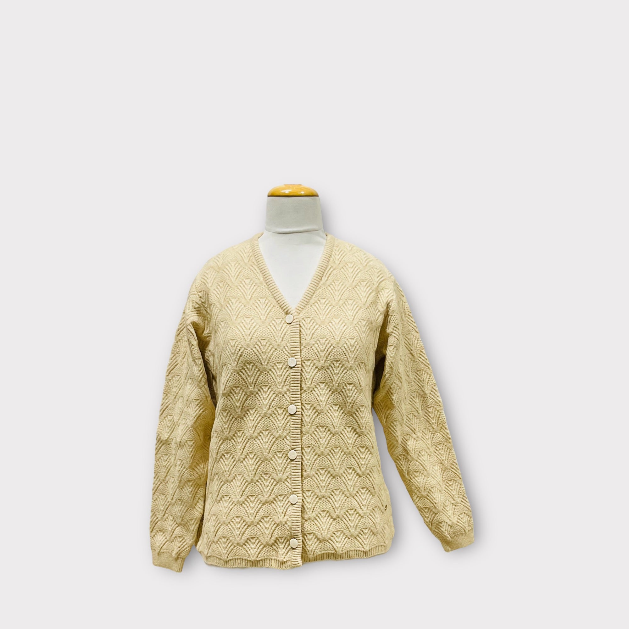 WOMEN SWEATER