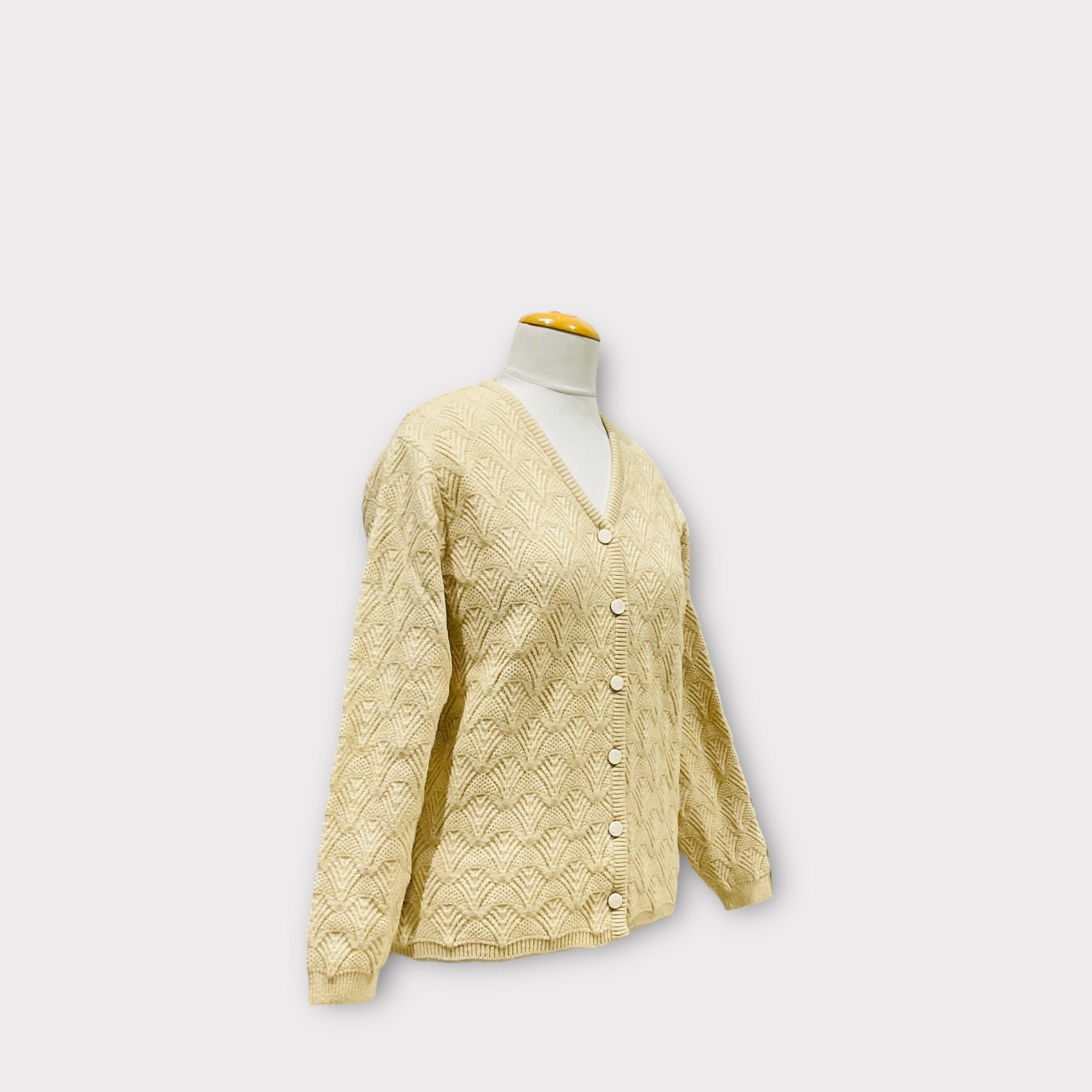 WOMEN SWEATER