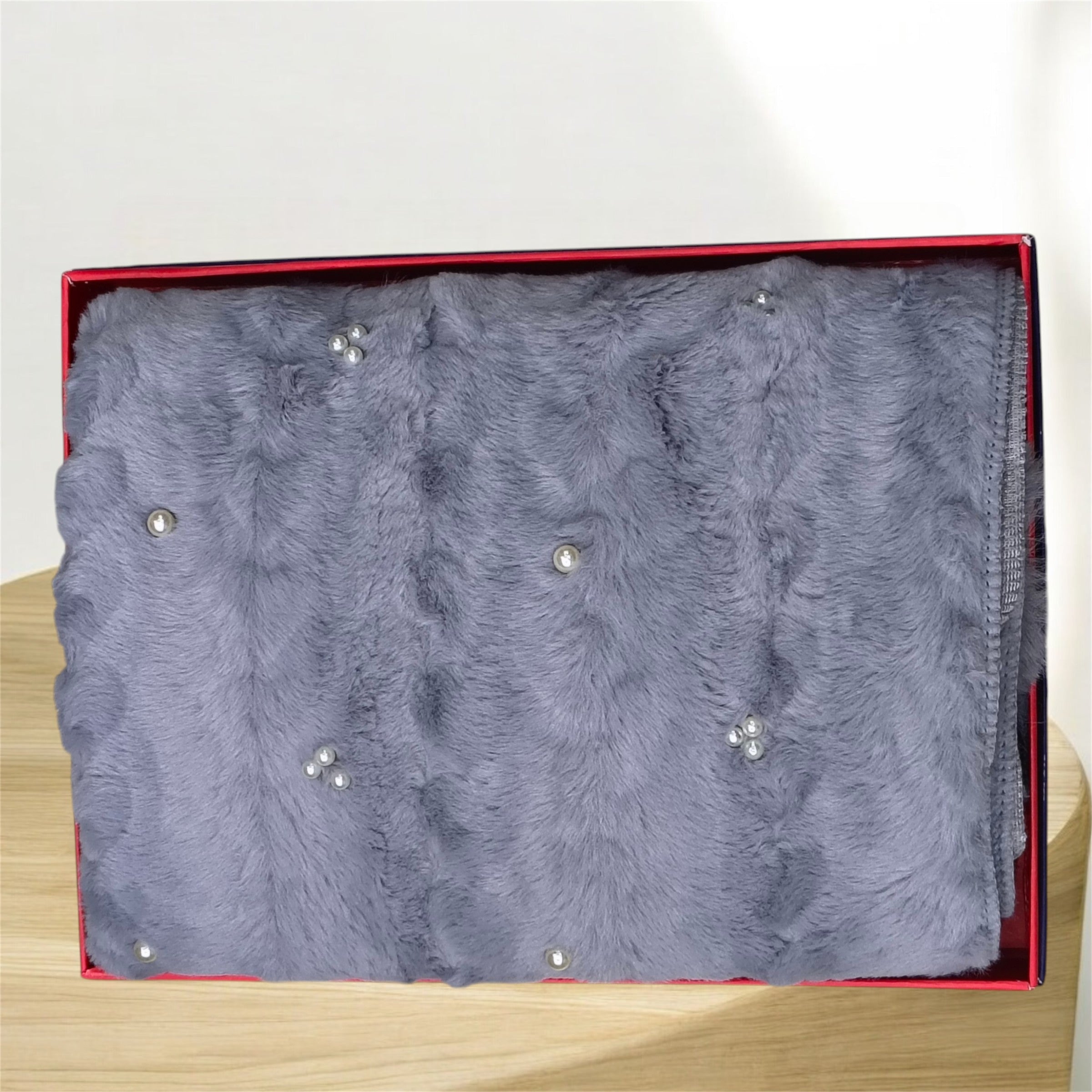 WOMEN WOOLEN STOLE