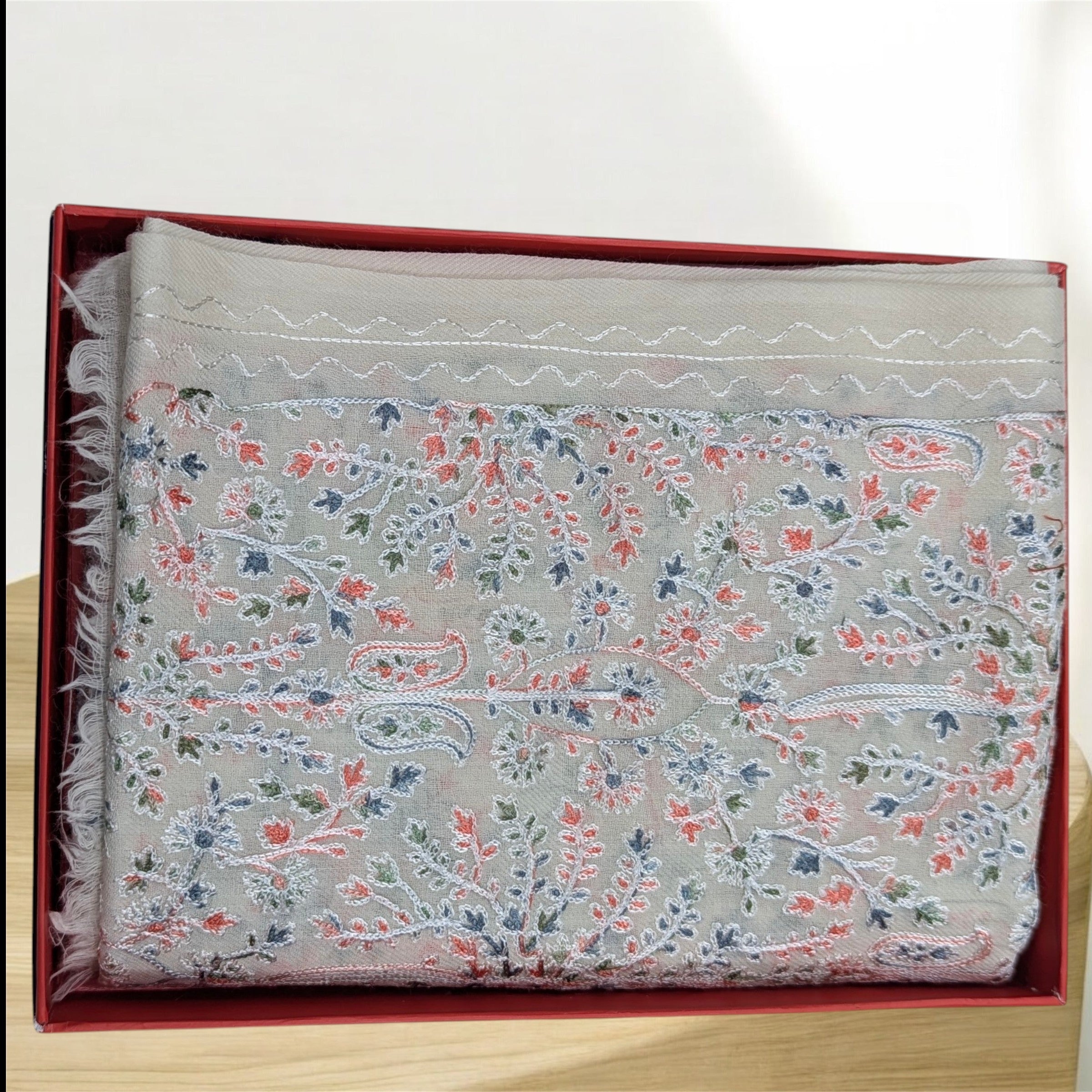 WOMEN SHAWL ACRO WOOL