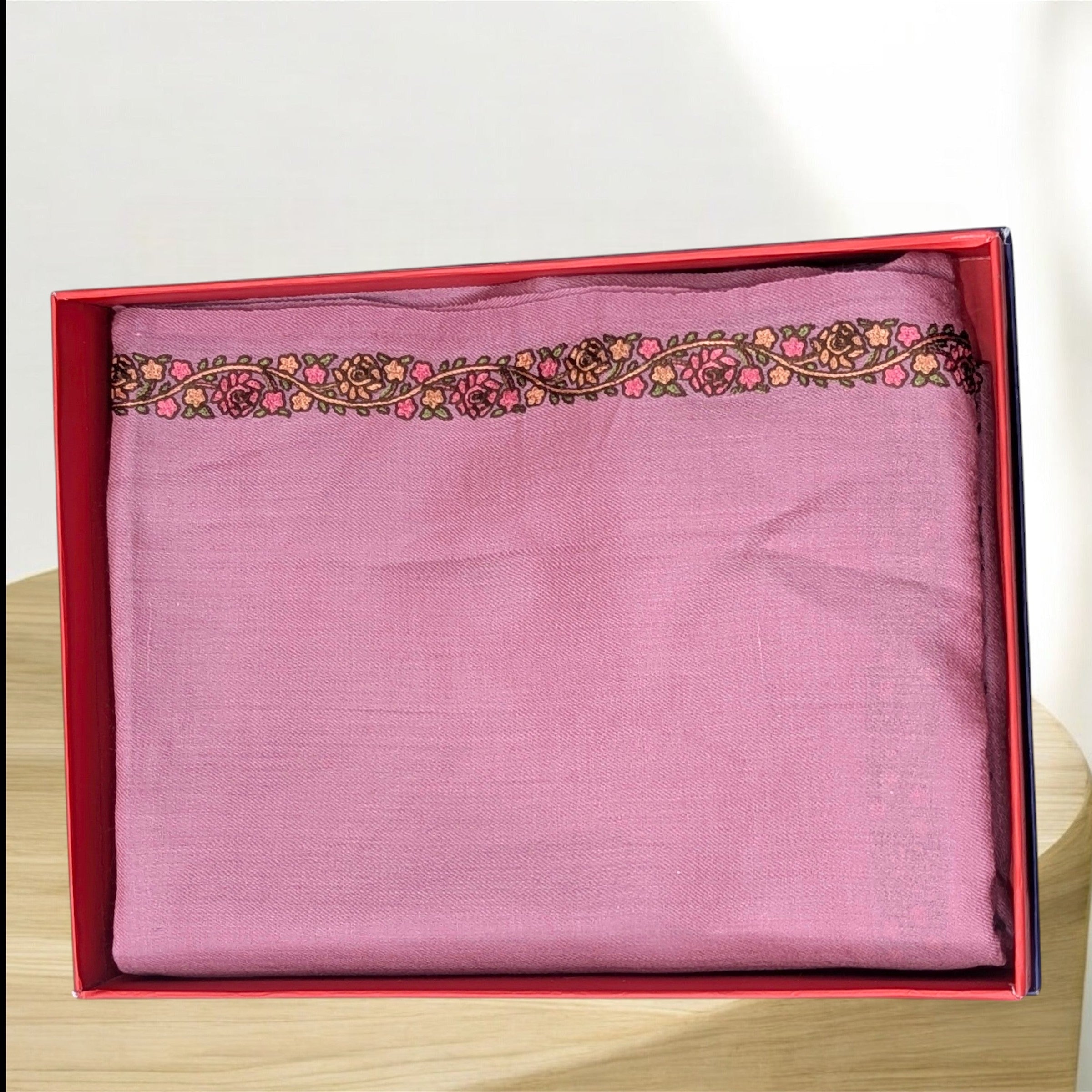 WOMEN WOOLEN STOLE