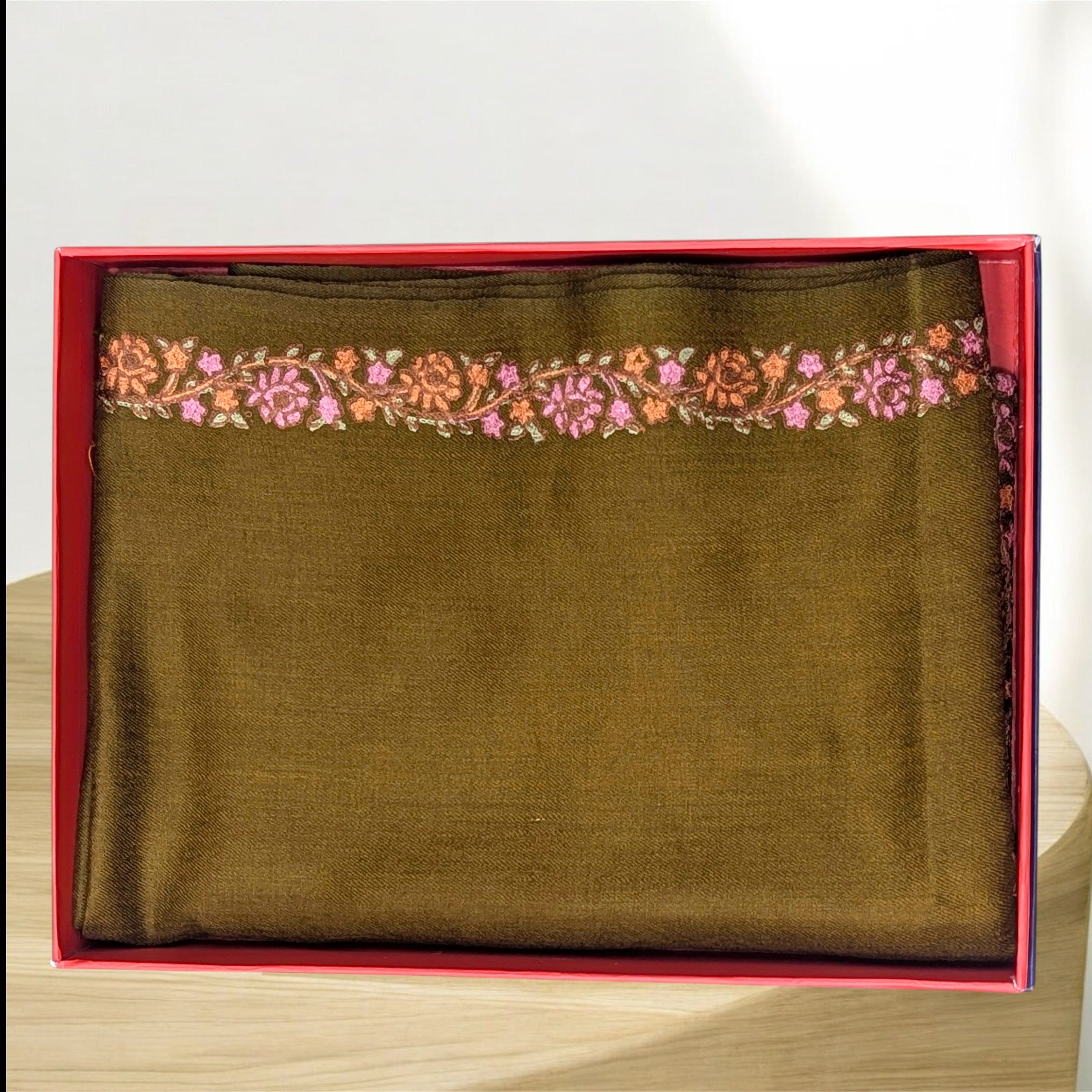 WOMEN WOOLEN STOLE
