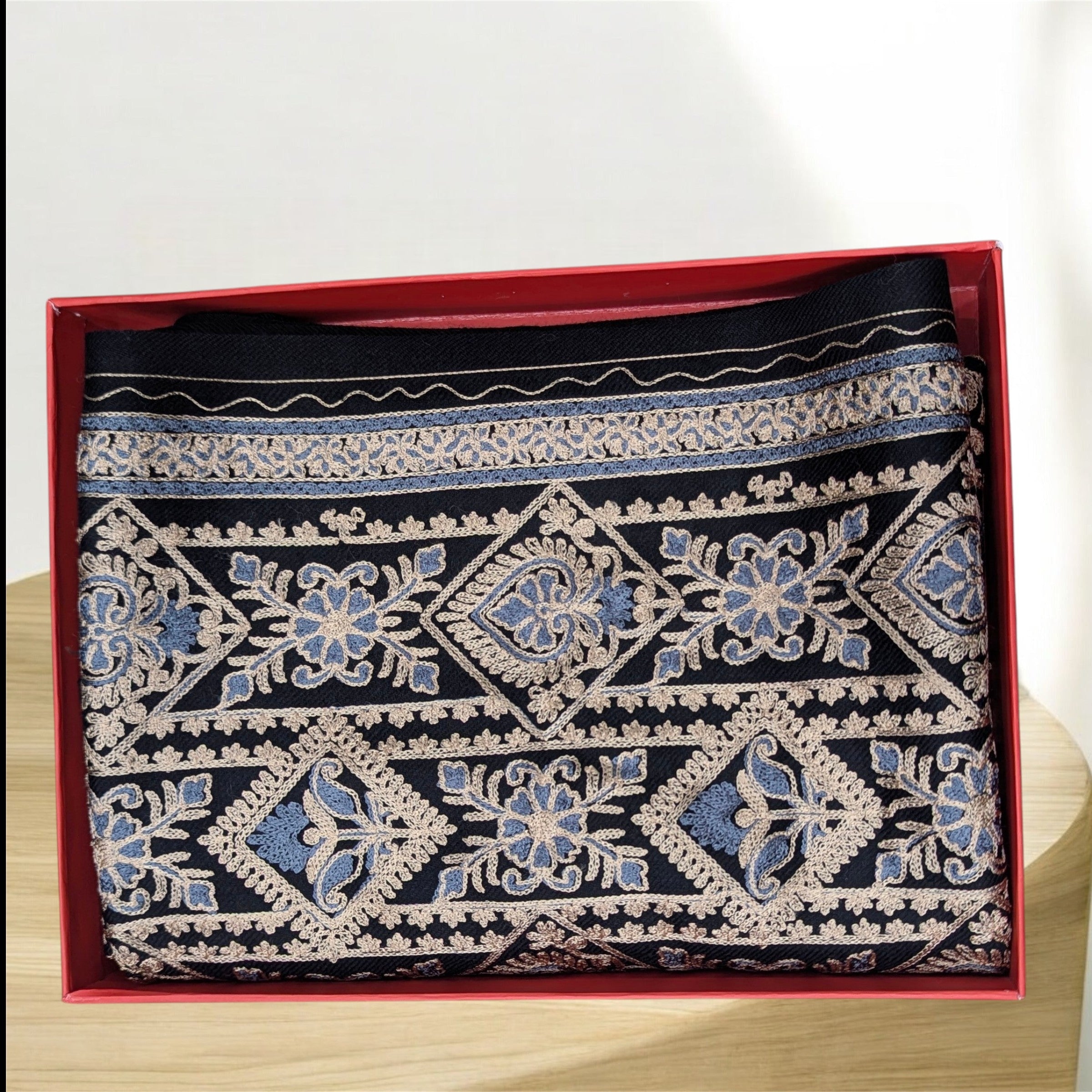 WOMEN SHAWL ACRO WOOL