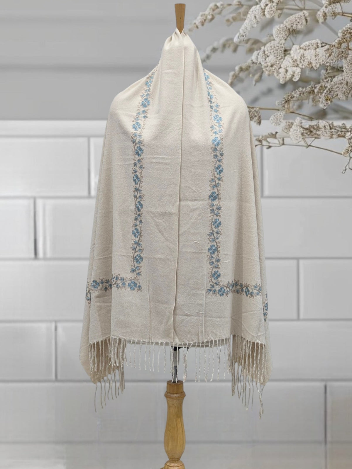 WOMEN WOOLEN STOLE