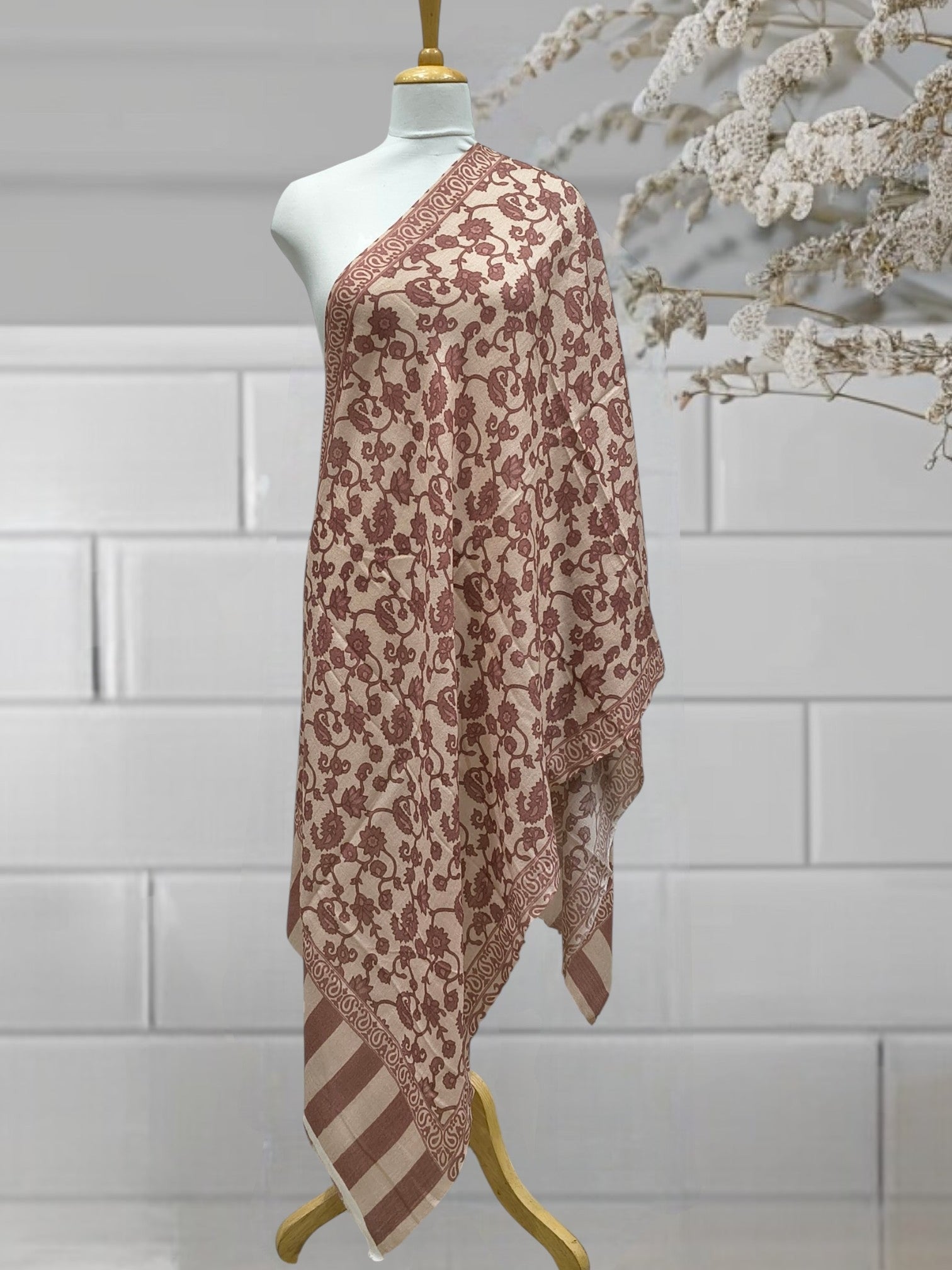 WOMEN WOOLEN STOLE