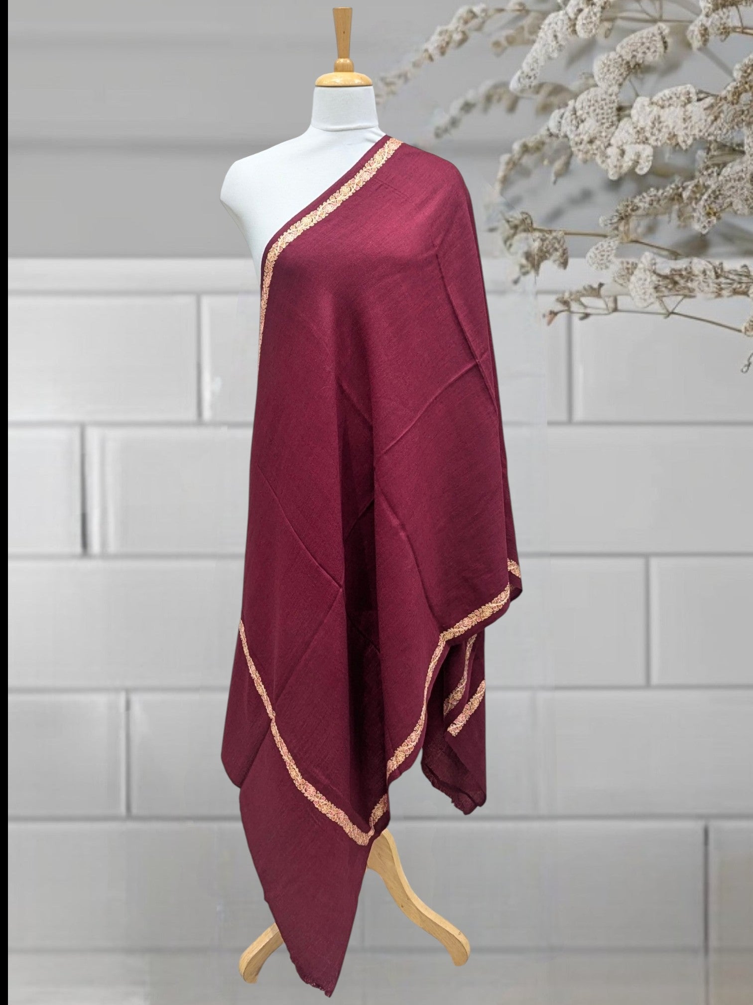 WOMEN WOOLEN STOLE