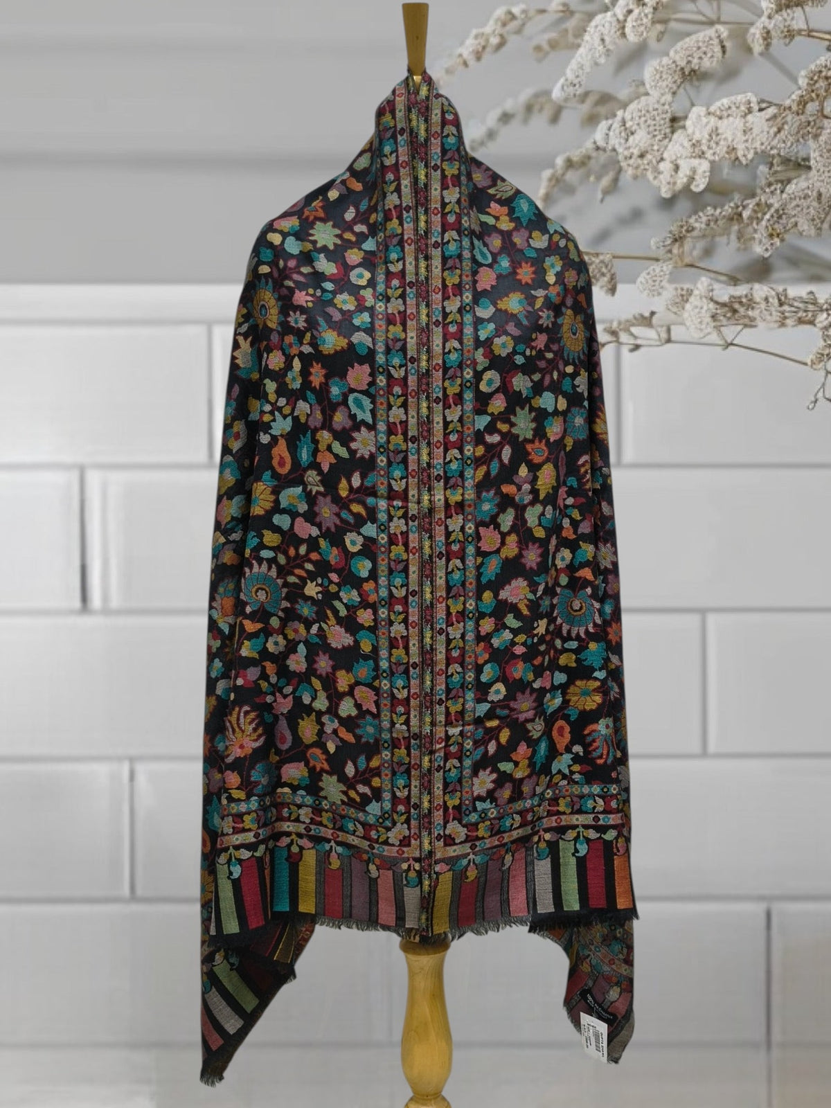 WOMEN WOOLEN STOLE