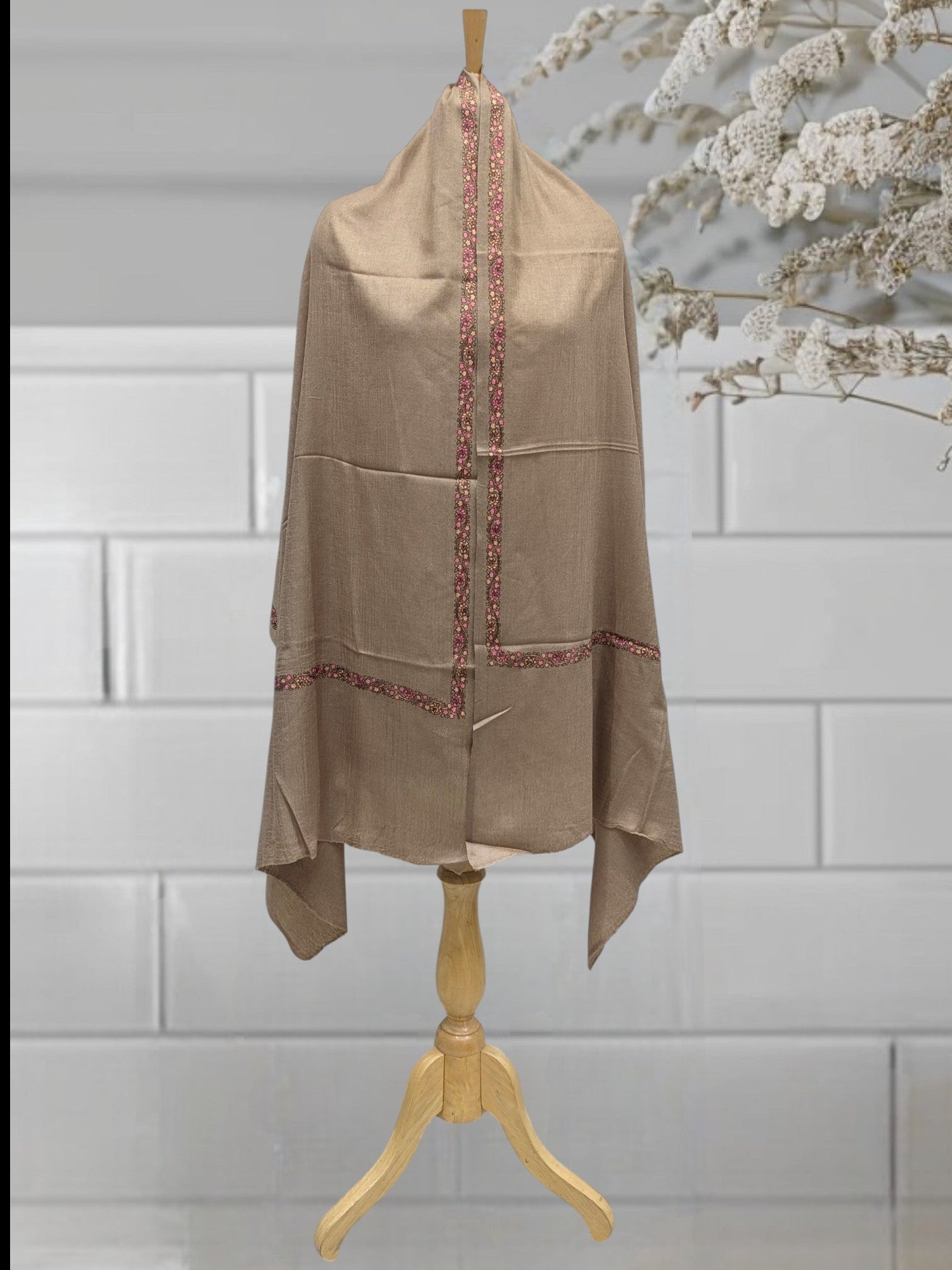 WOMEN WOOLEN STOLE