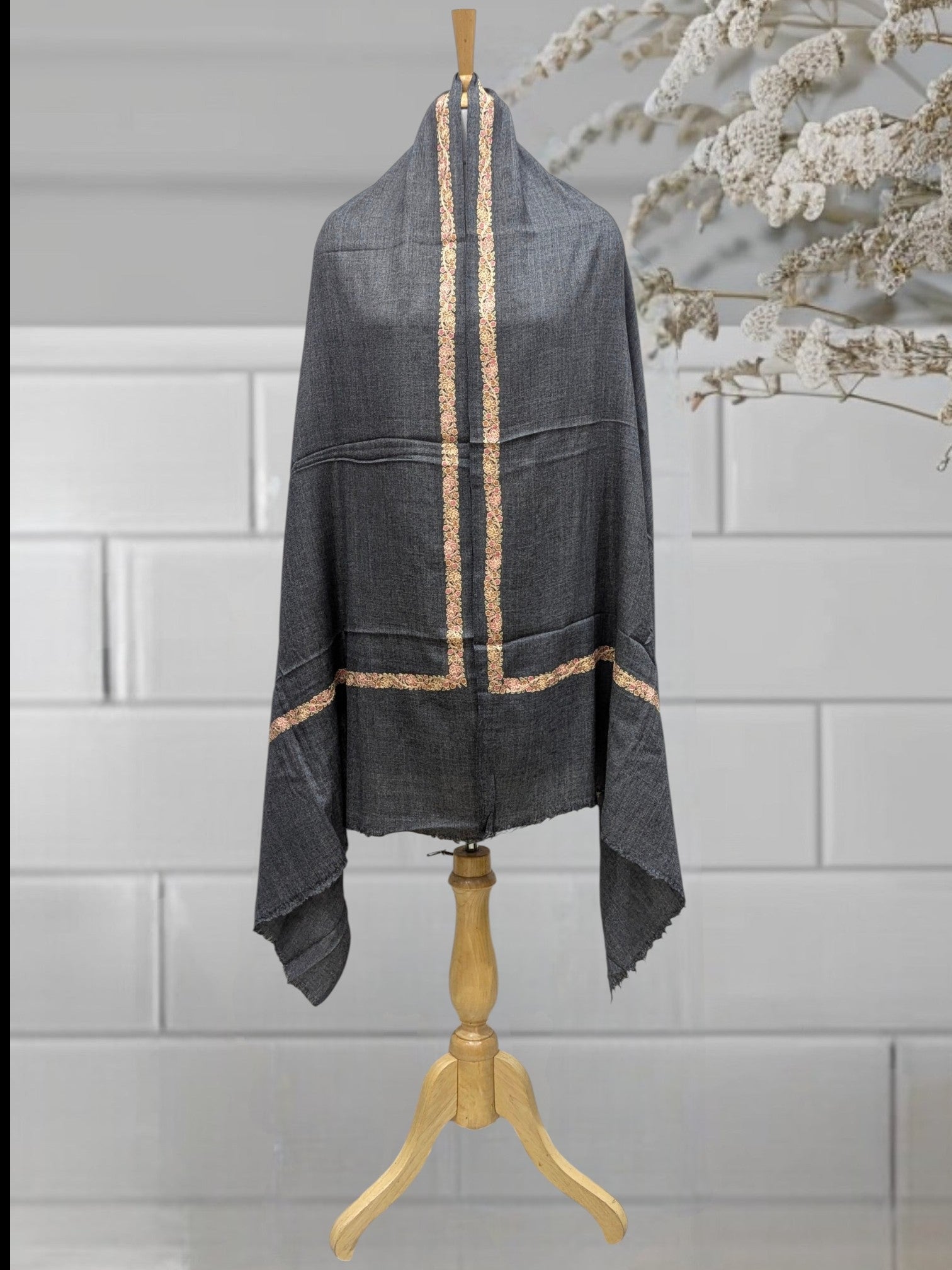 WOMEN WOOLEN STOLE