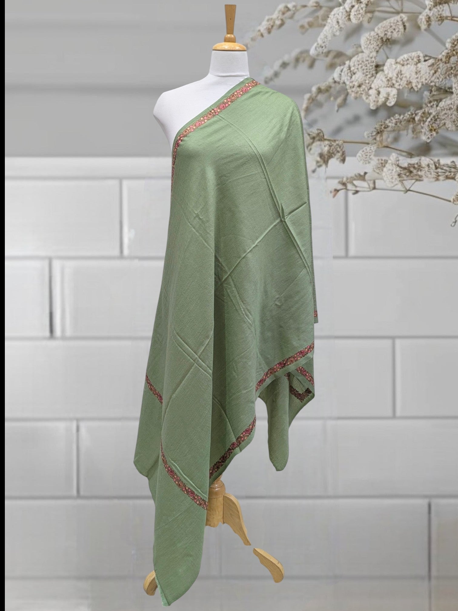 WOMEN WOOLEN STOLE
