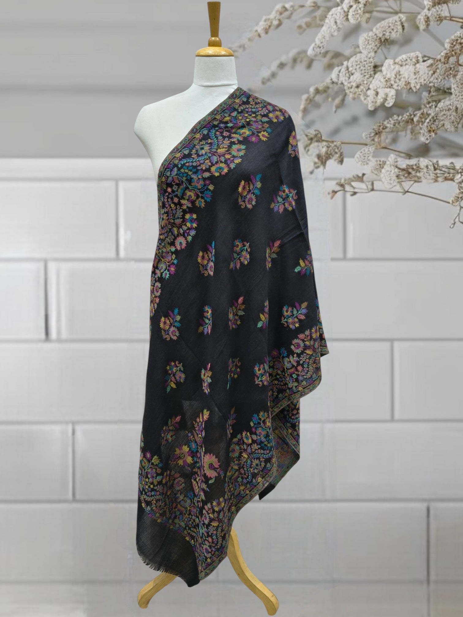 WOMEN WOOLEN STOLE