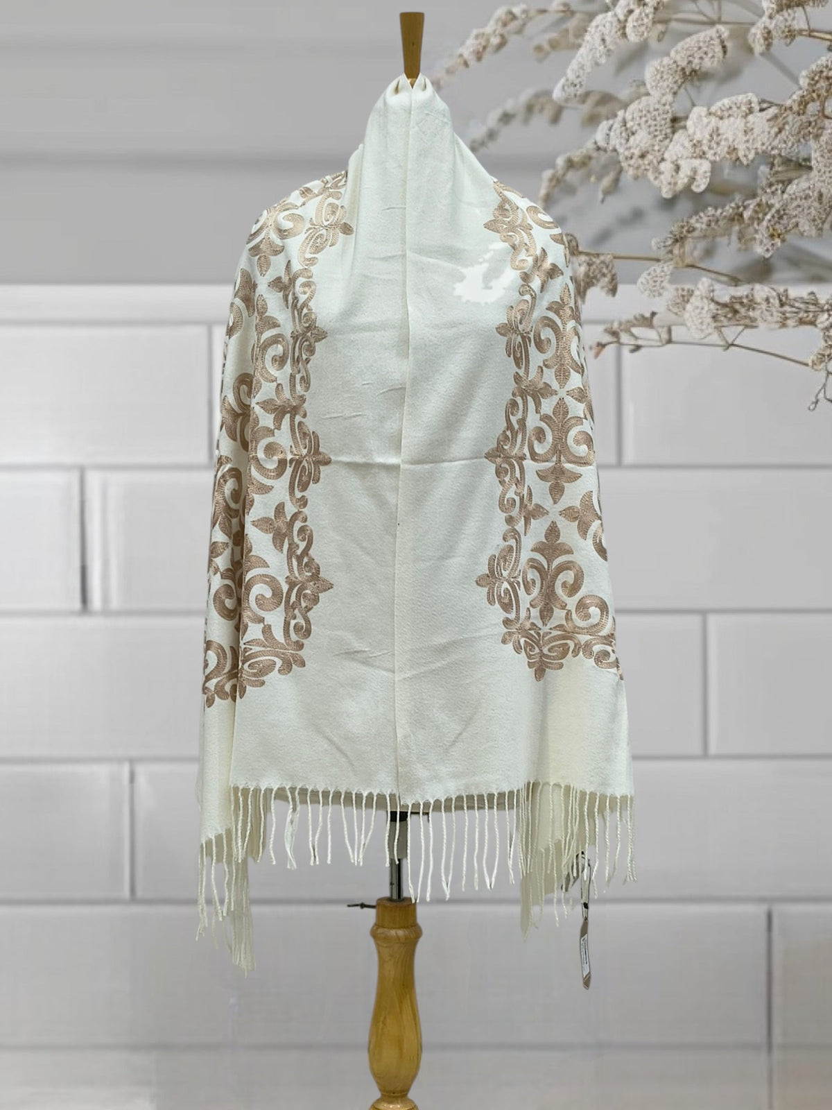 WOMEN WOOLEN STOLE