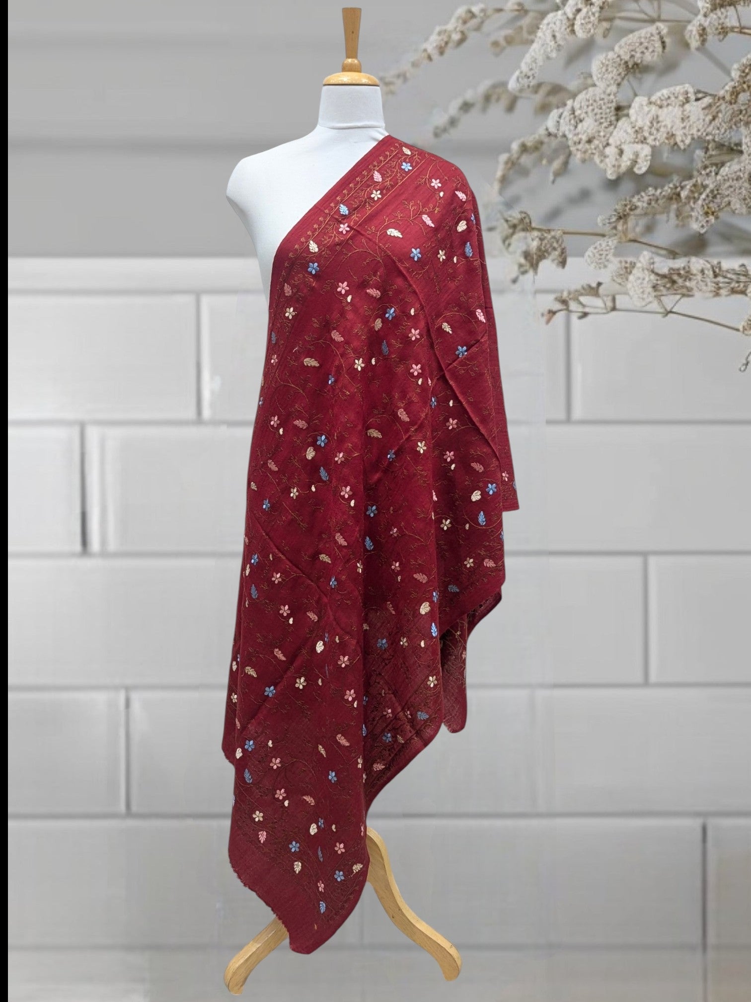 WOMEN WOOLEN STOLE