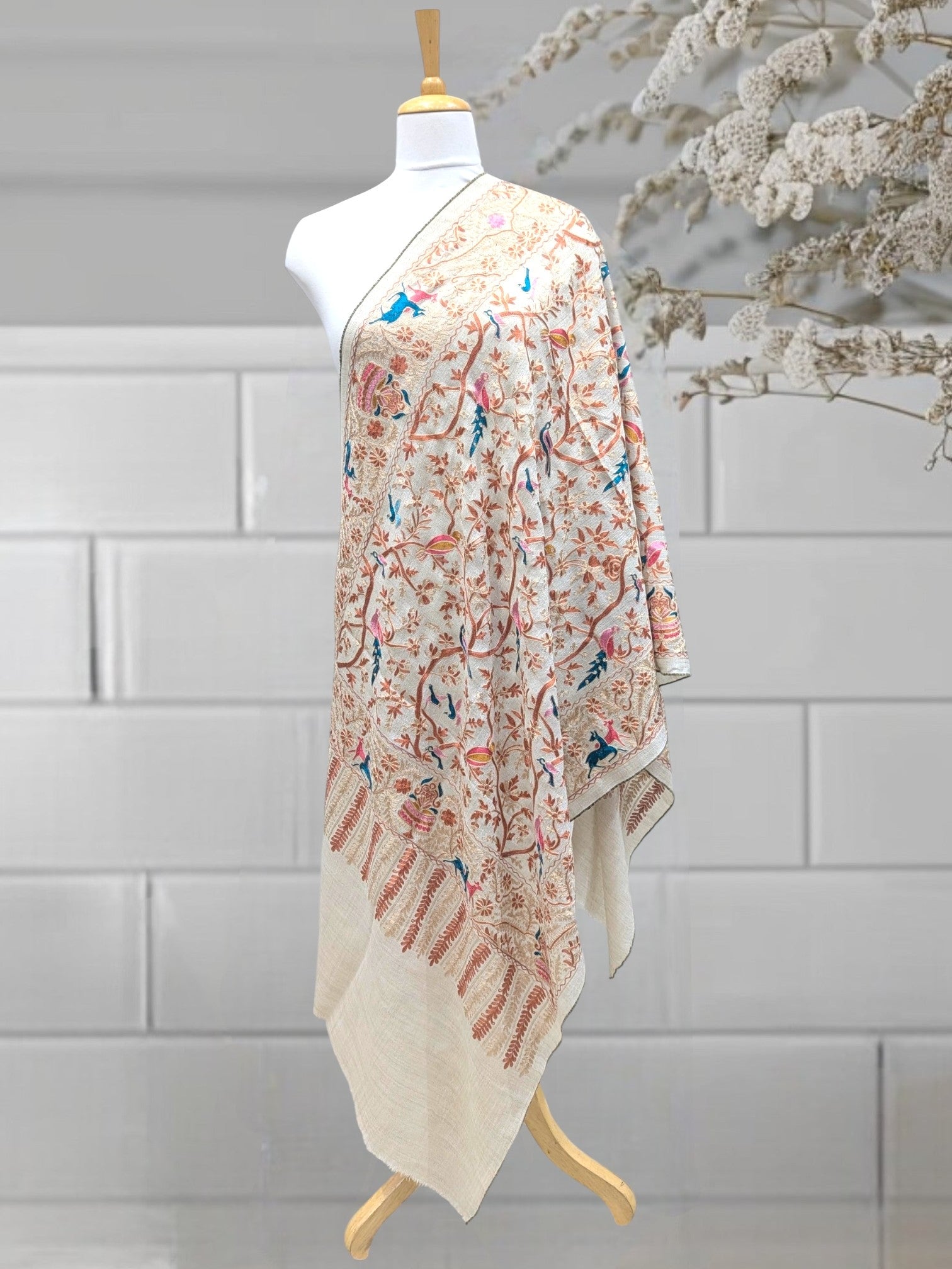 WOMEN WOOLEN STOLE