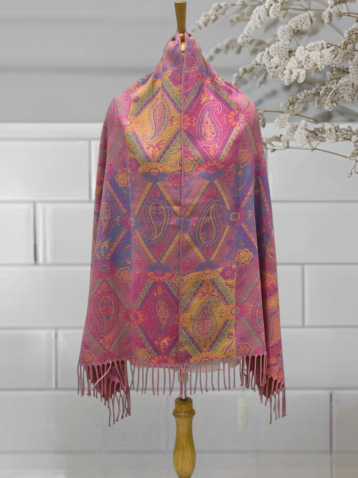 WOMEN'S WOOLEN STOLE