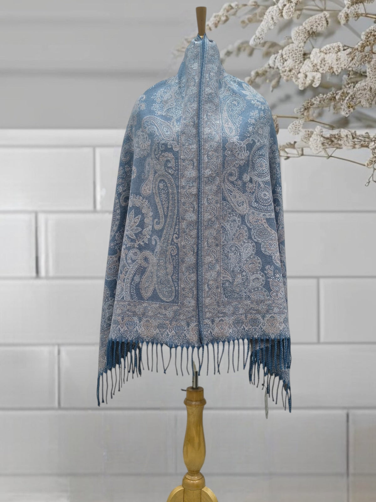 WOMEN'S WOOLEN STOLE