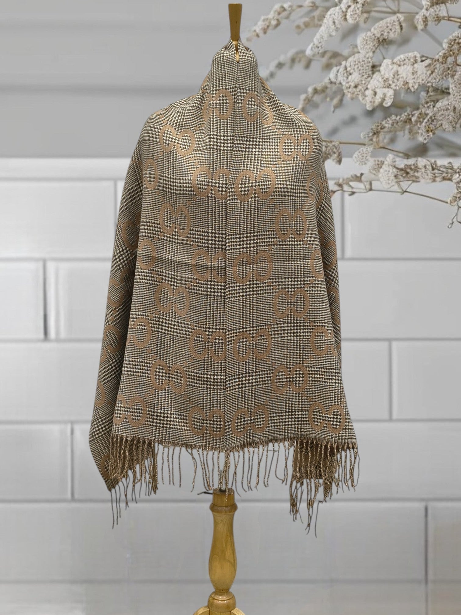 WOMEN'S WOOLEN STOLE