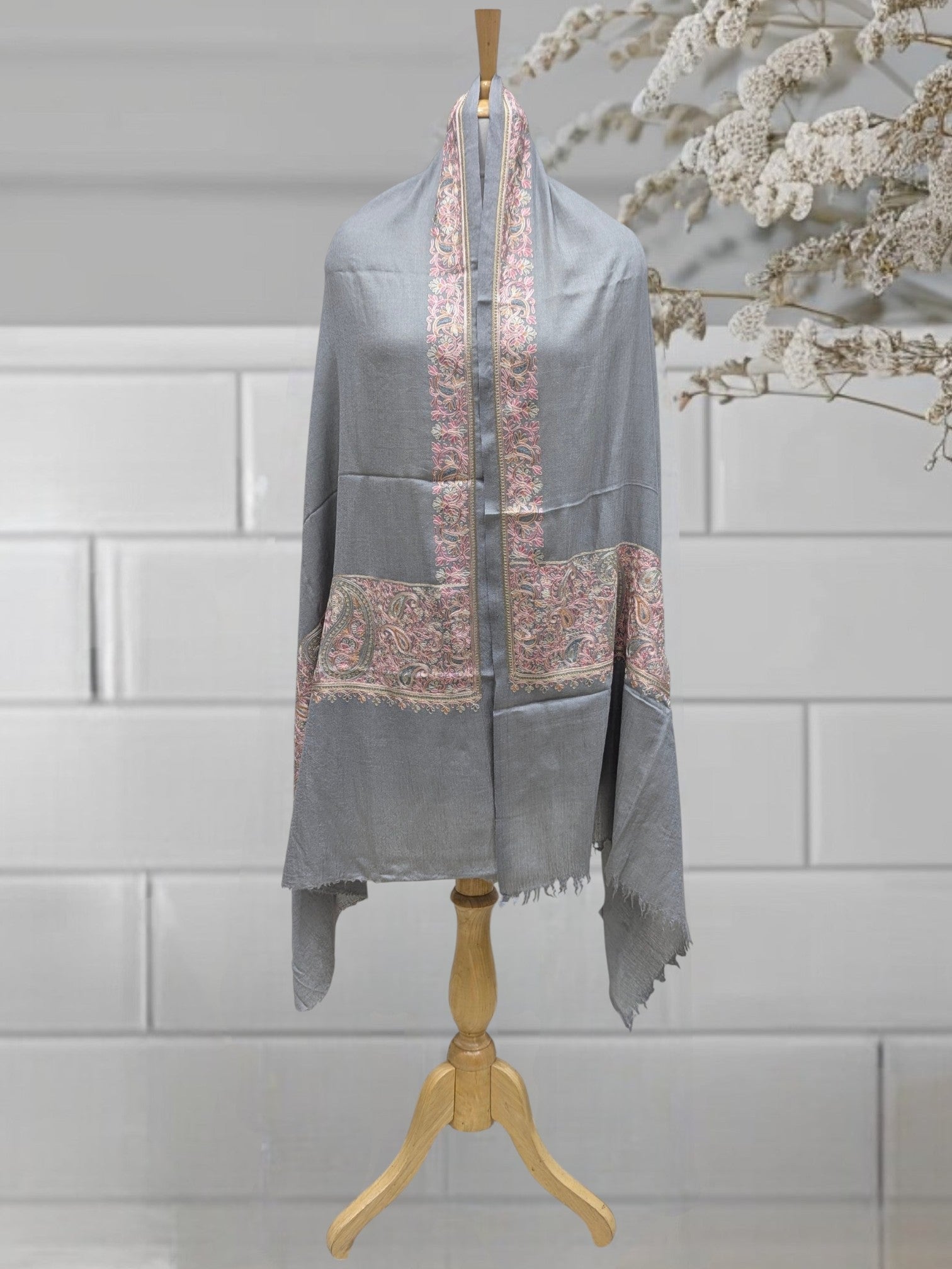 WOMEN WOOLEN STOLE