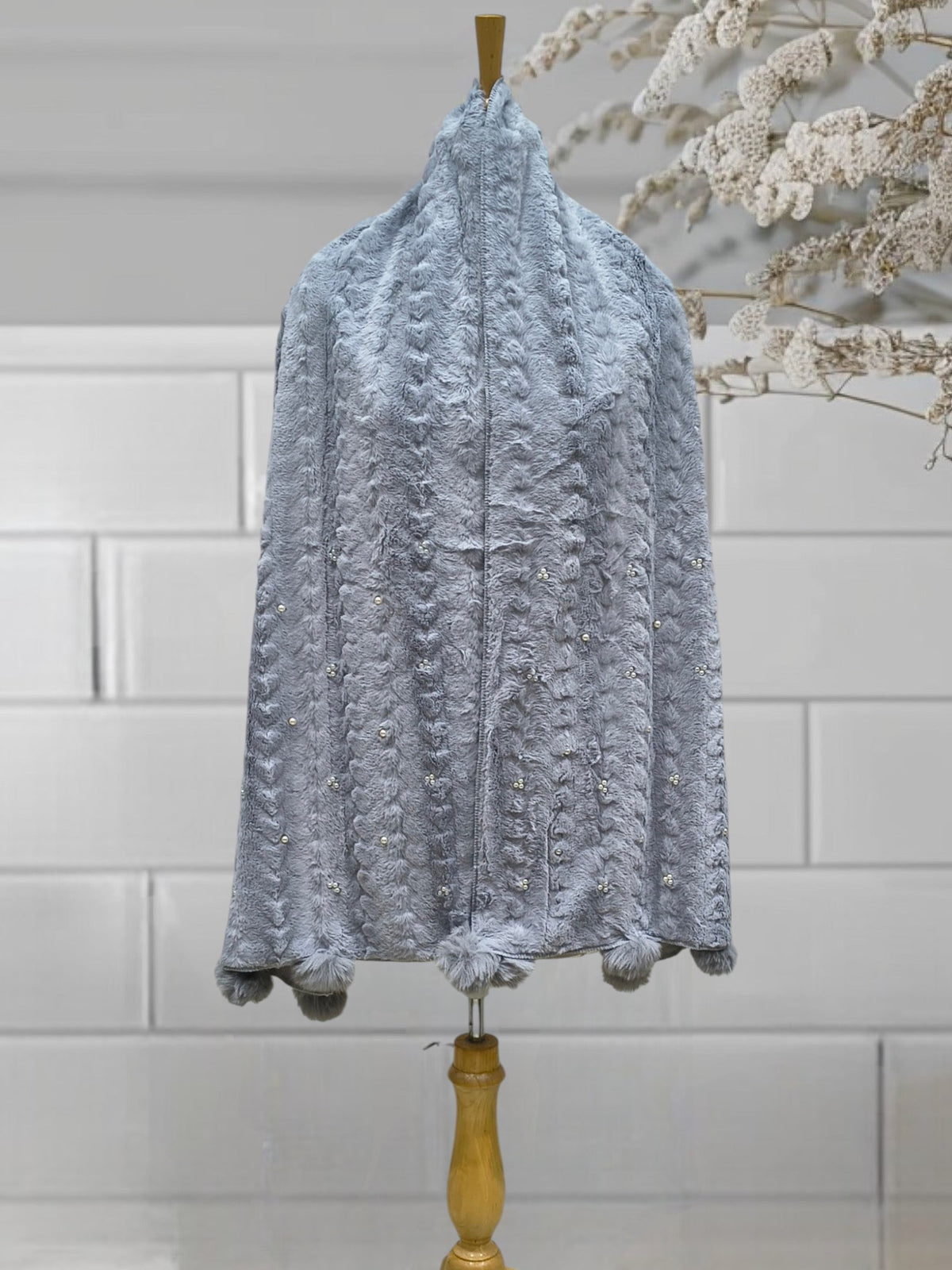 WOMEN WOOLEN STOLE