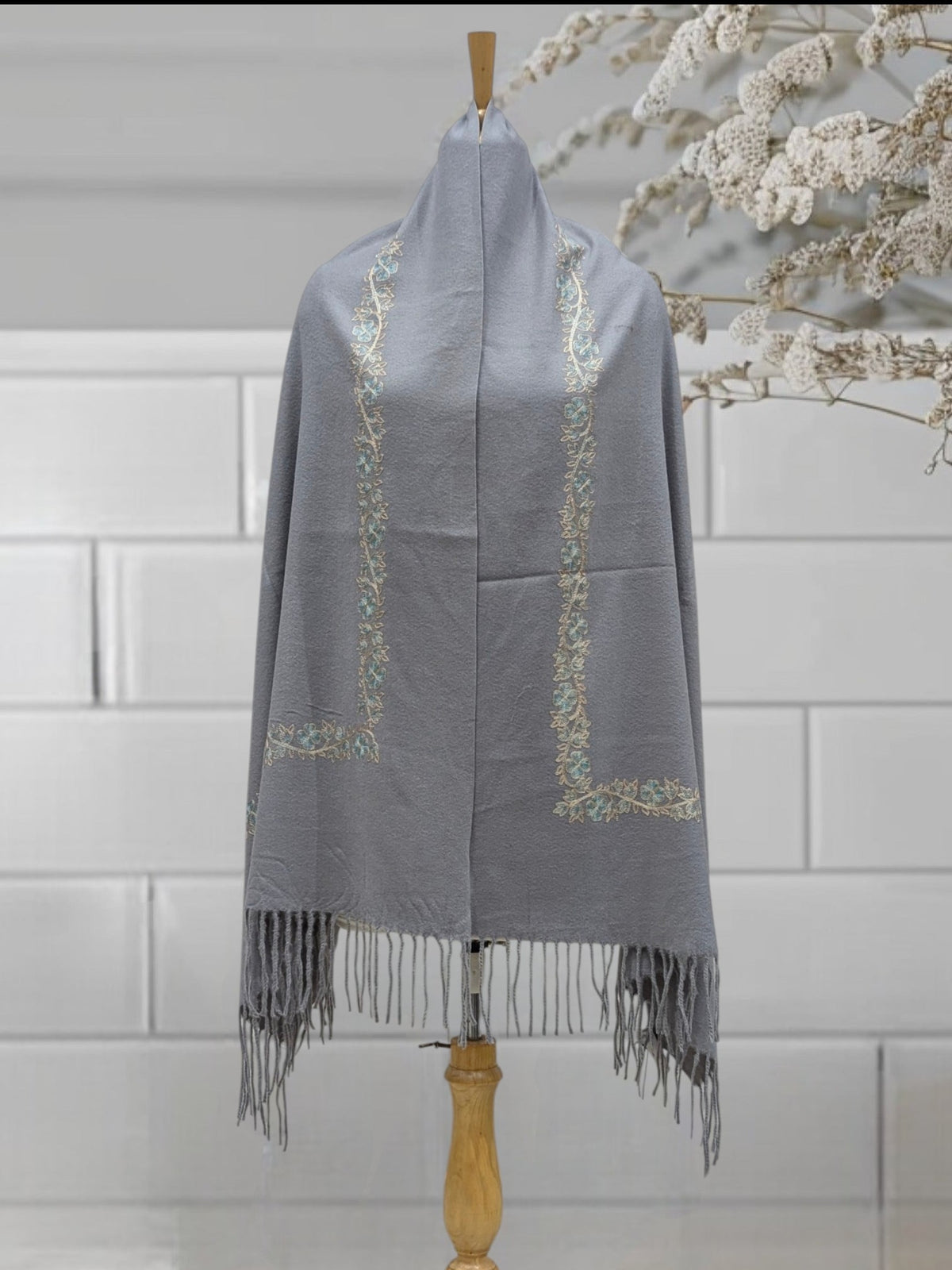 WOMEN WOOLEN STOLE