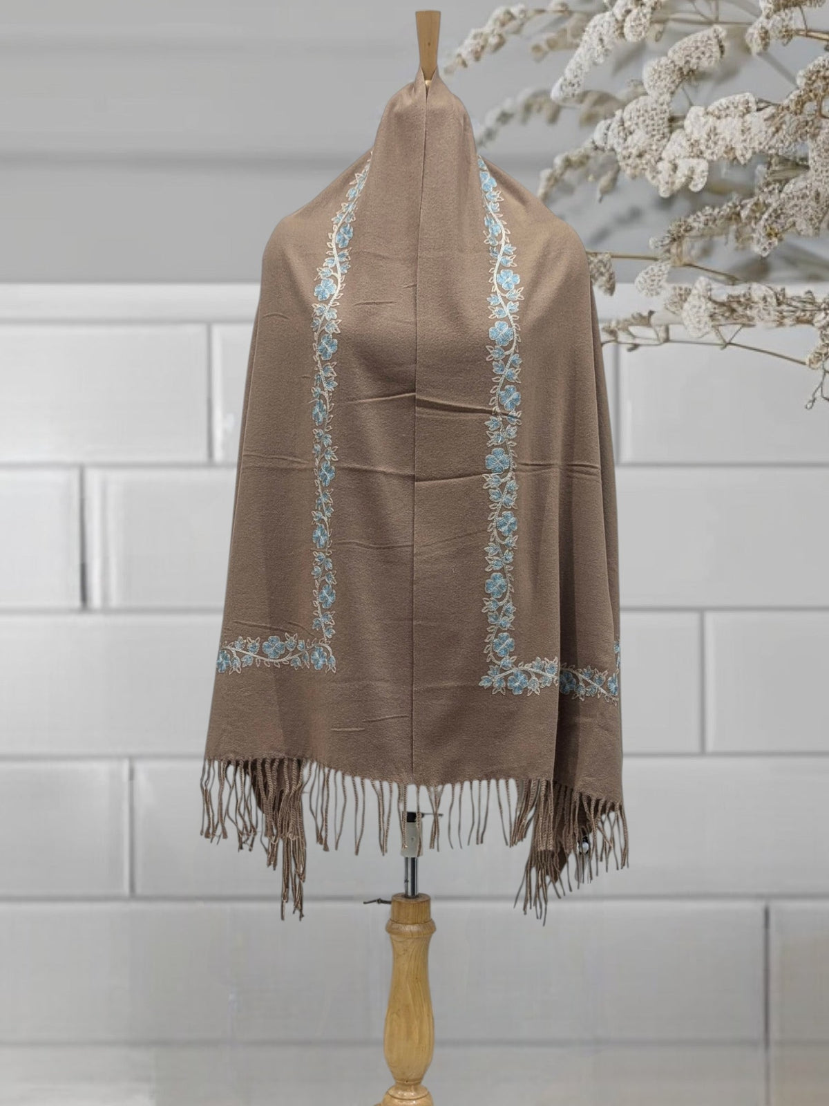 WOMEN WOOLEN STOLE
