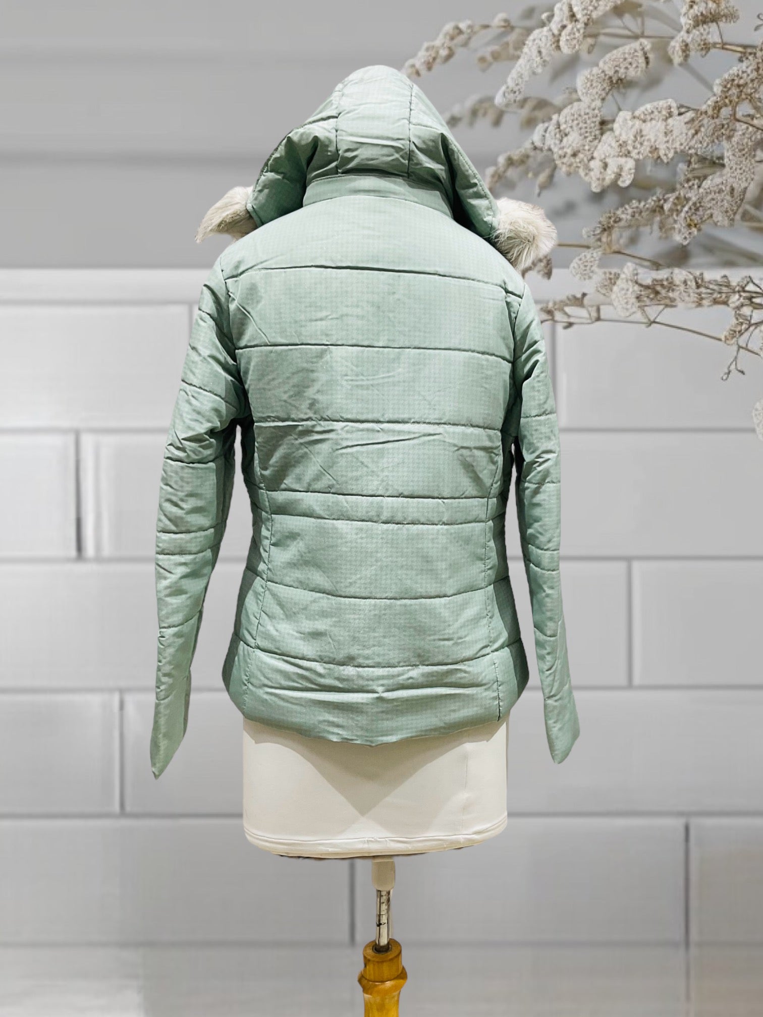 Women Jacket Mint Snow and Wind Resistance 7124