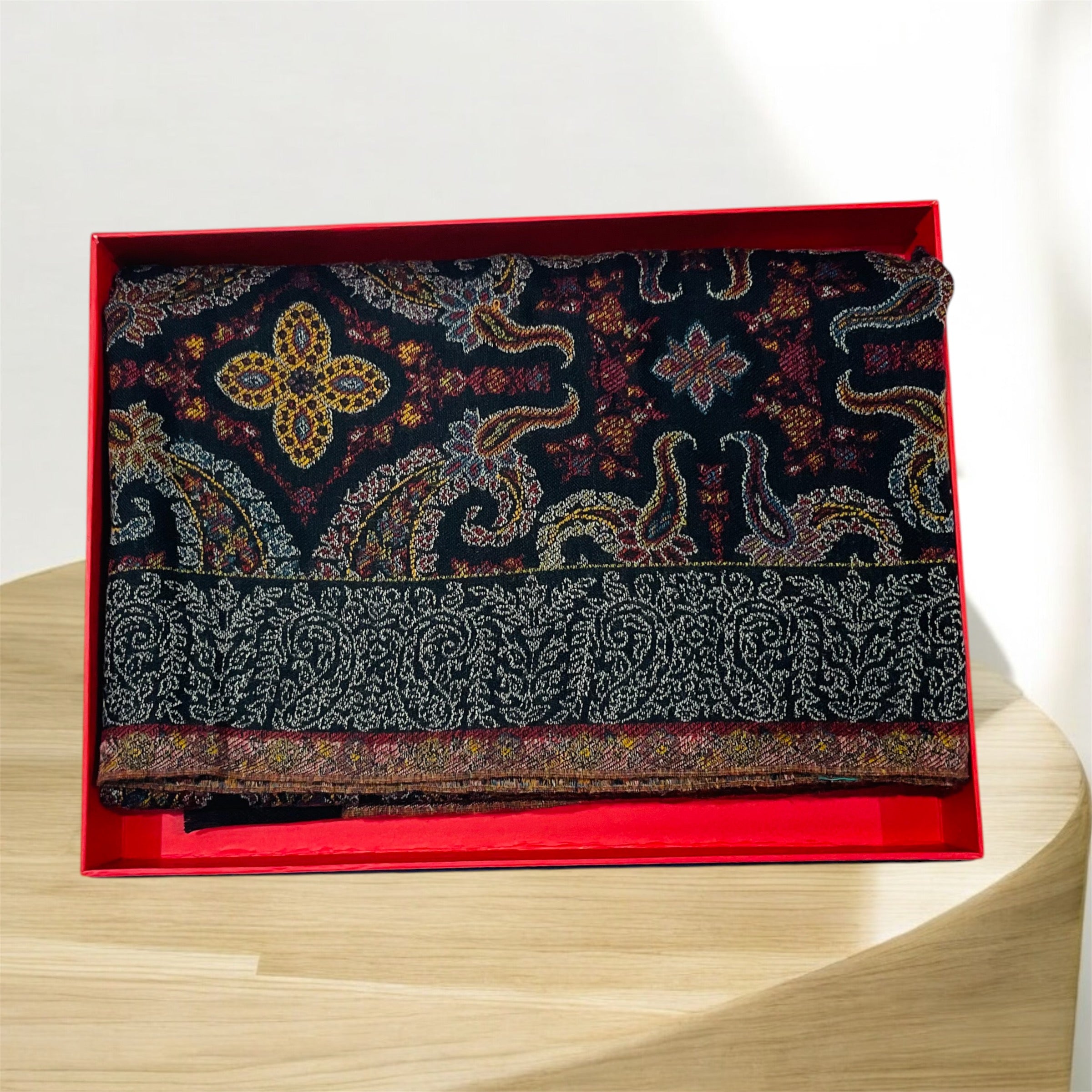 WOOLEN SHAWL