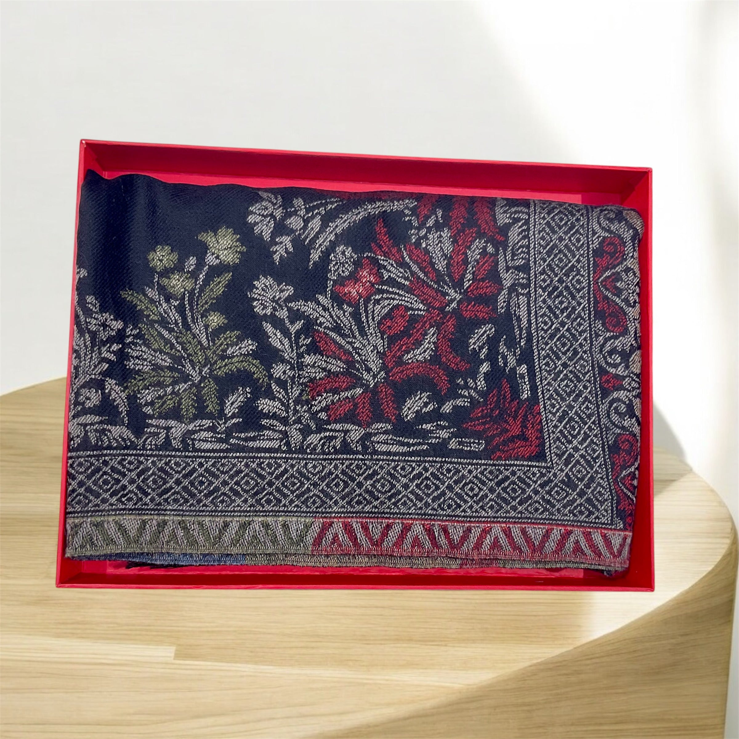 WOMEN SHAWL ACRO WOOL