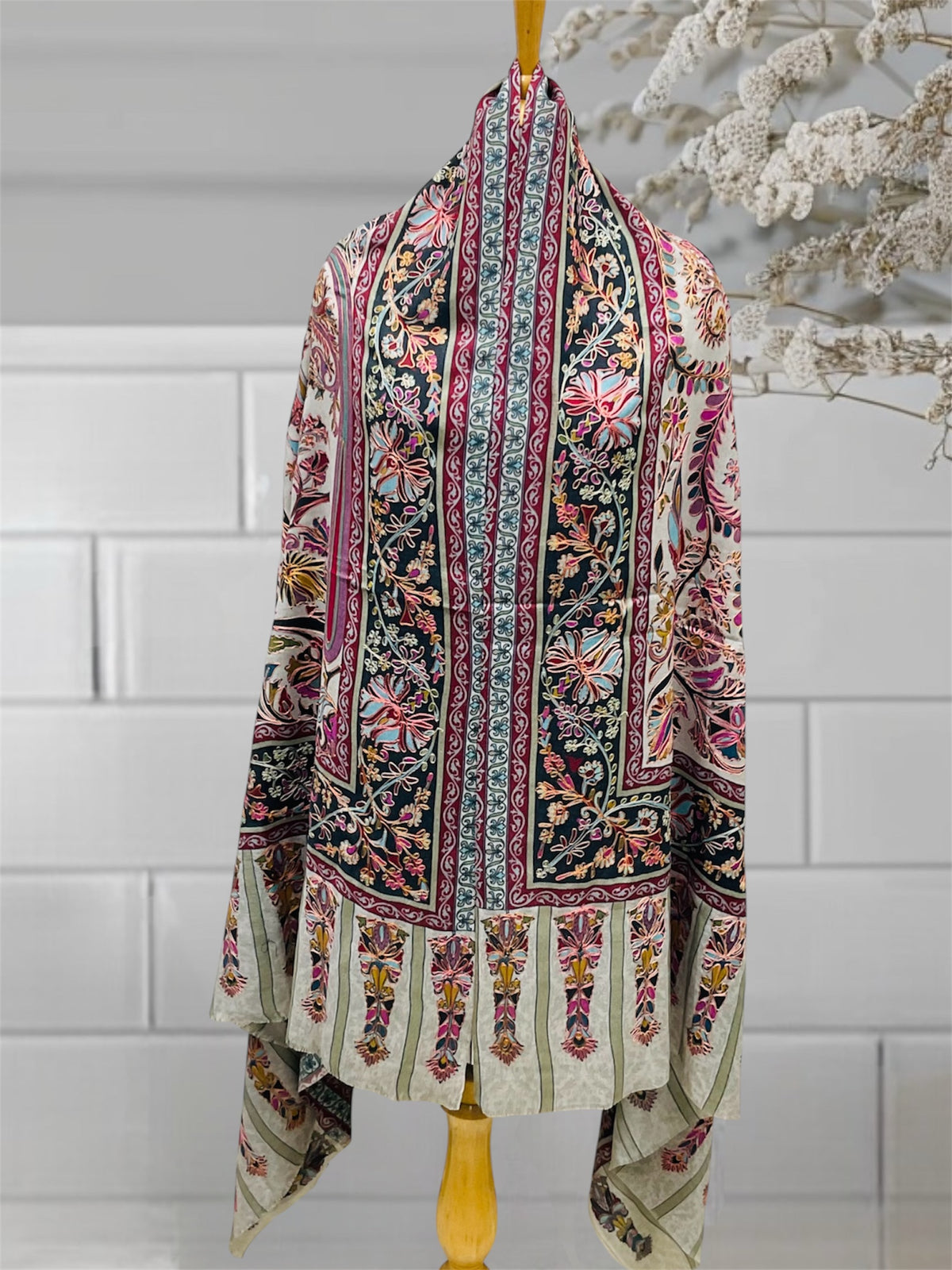 WOMEN PURE WOOL SHAWL