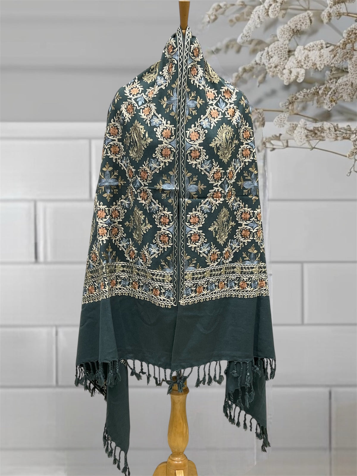 WOMEN SHAWL ACRO WOOL