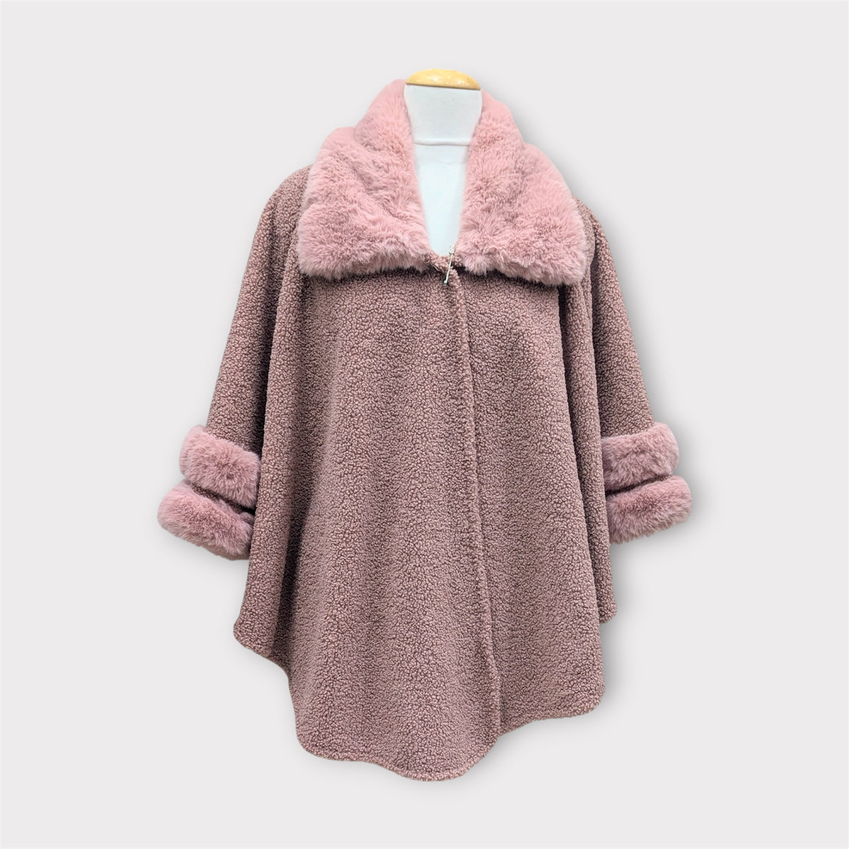 WOMEN WOOLEN SHRUG