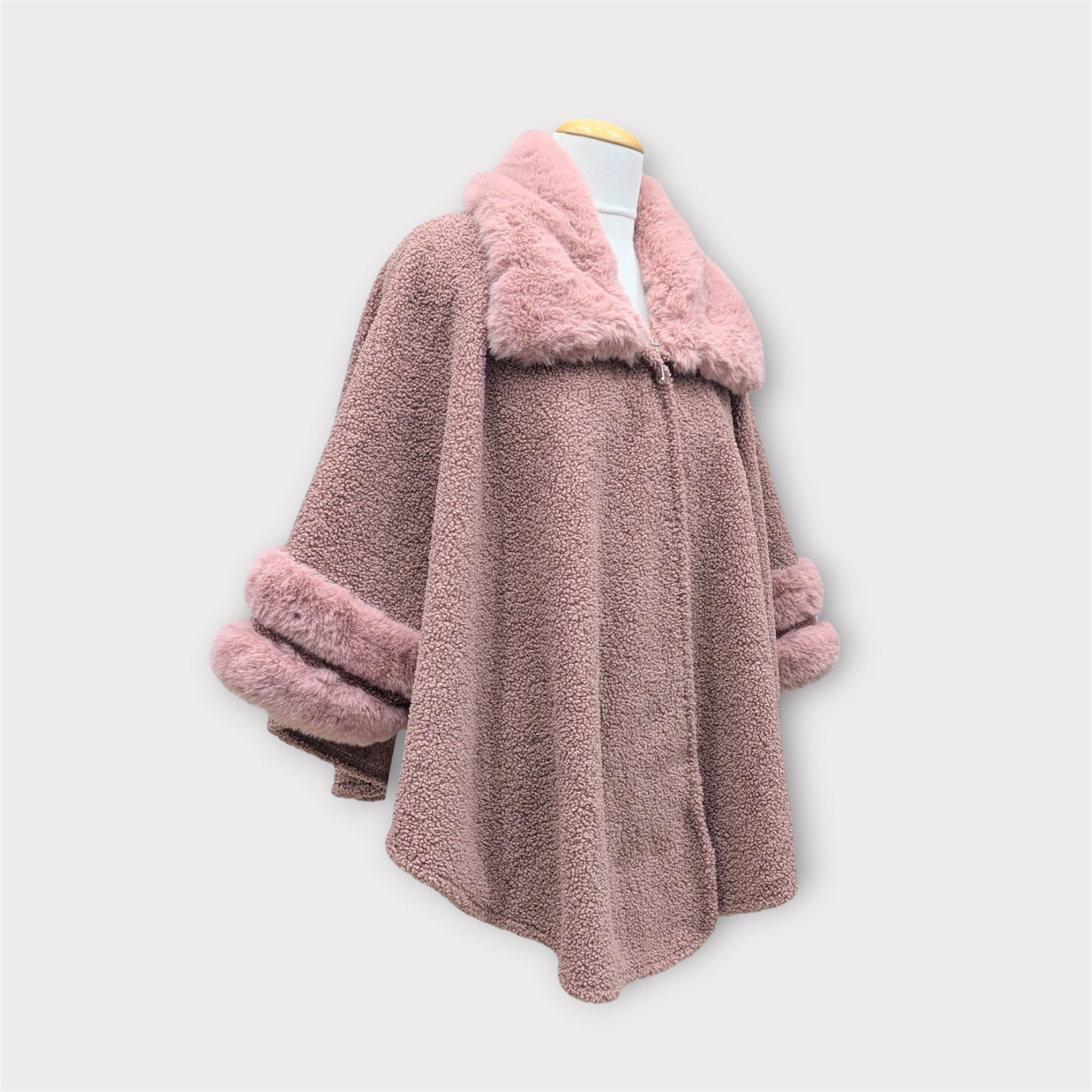 WOMEN WOOLEN SHRUG