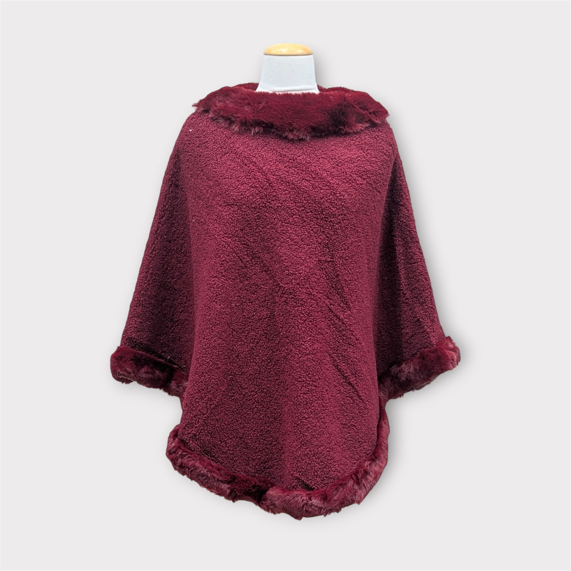 WOMEN'S WOOLEN PONCHO