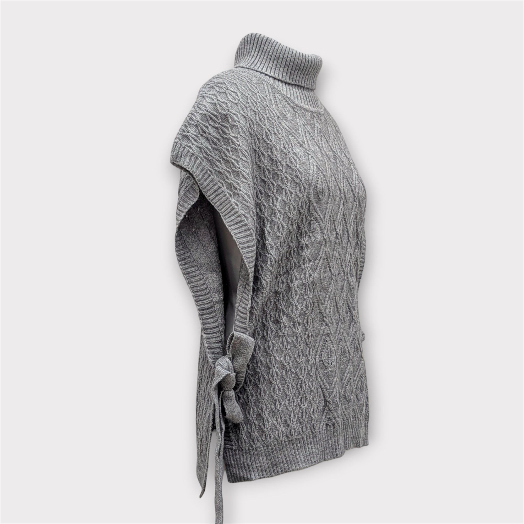 WOMEN WOOLEN PONCHO