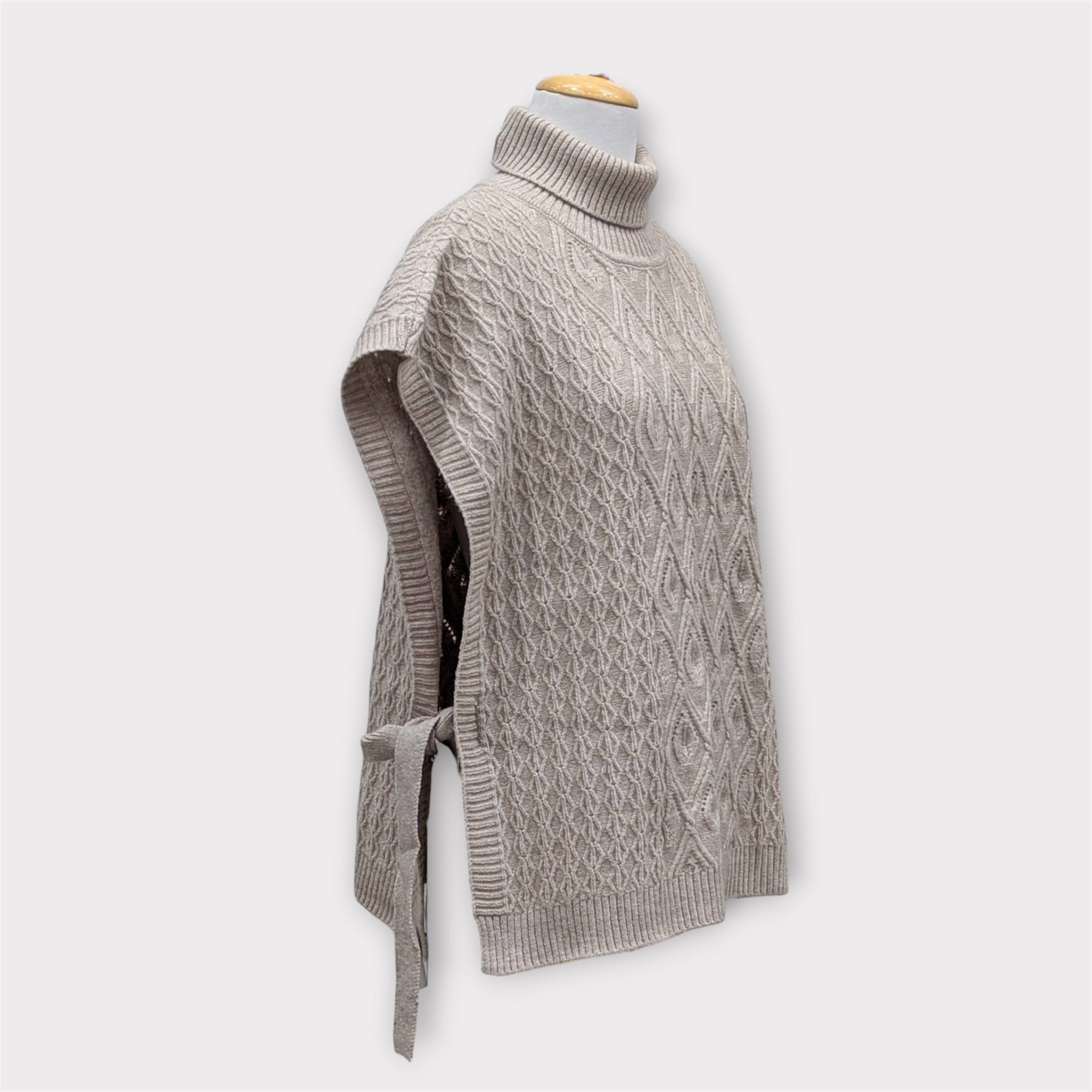 WOMEN WOOLEN PONCHO