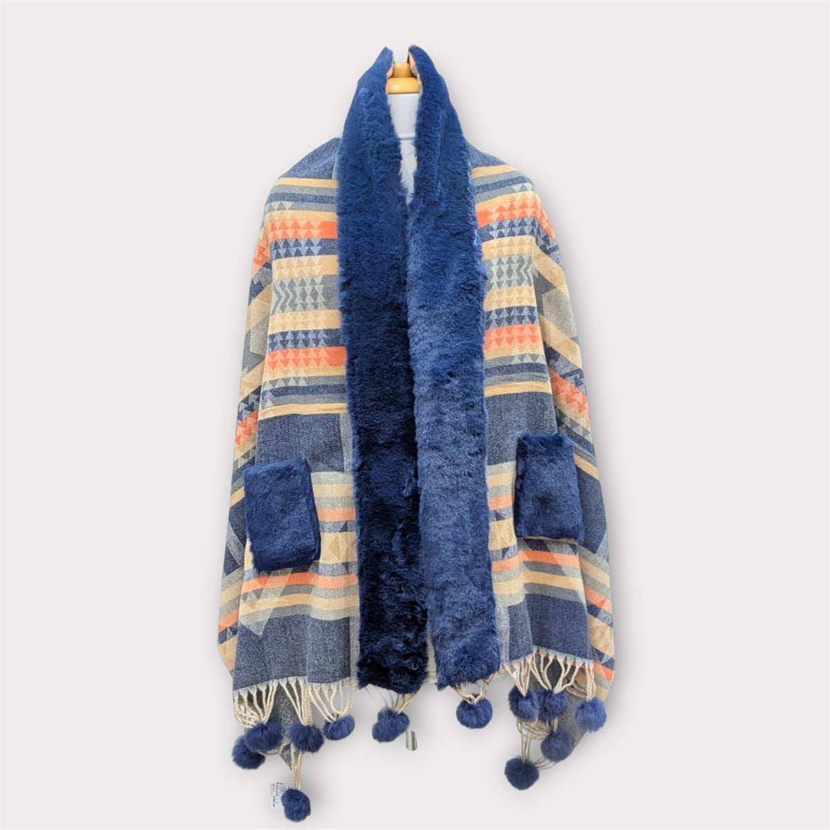 WOMEN WOOLEN SHRUG