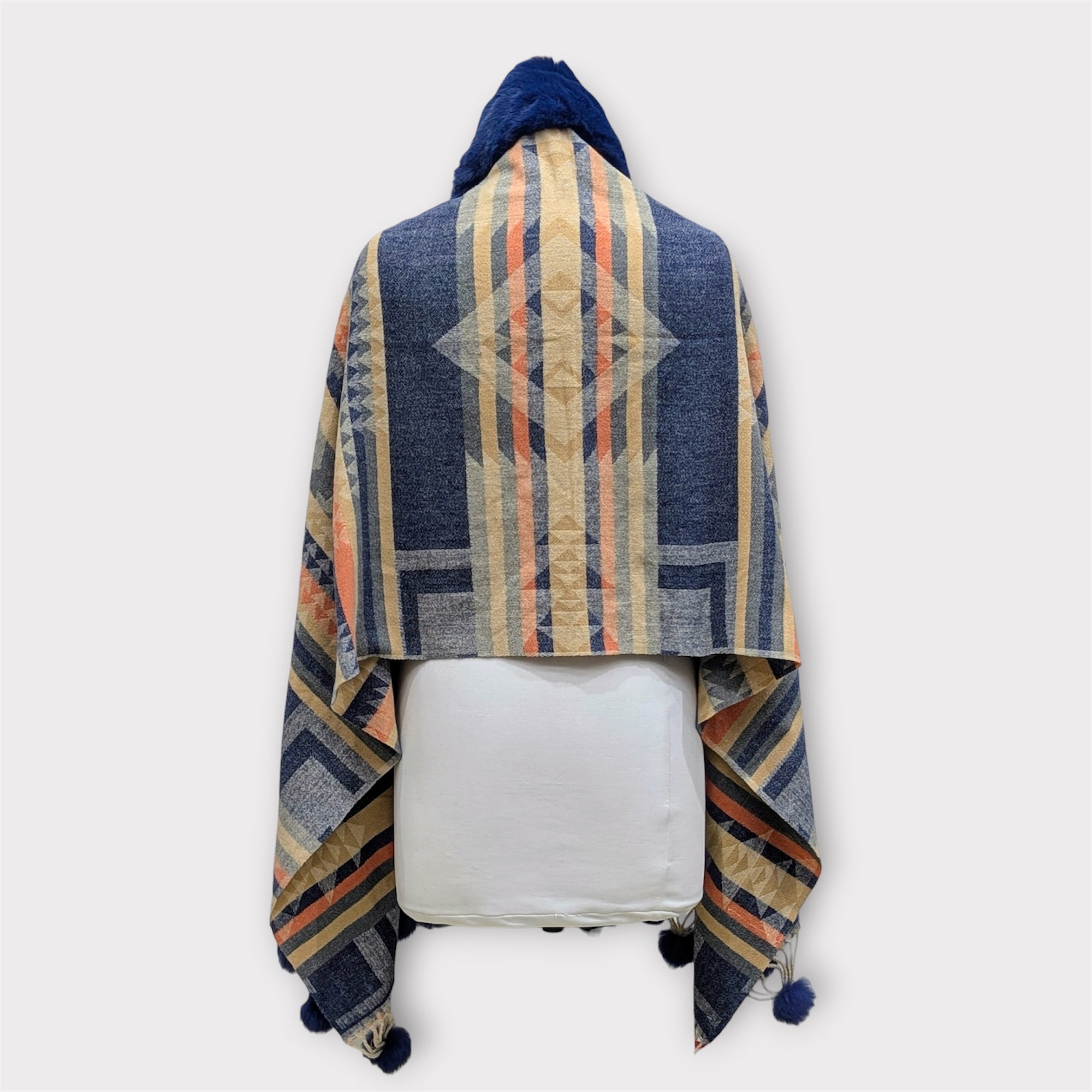 WOMEN WOOLEN SHRUG