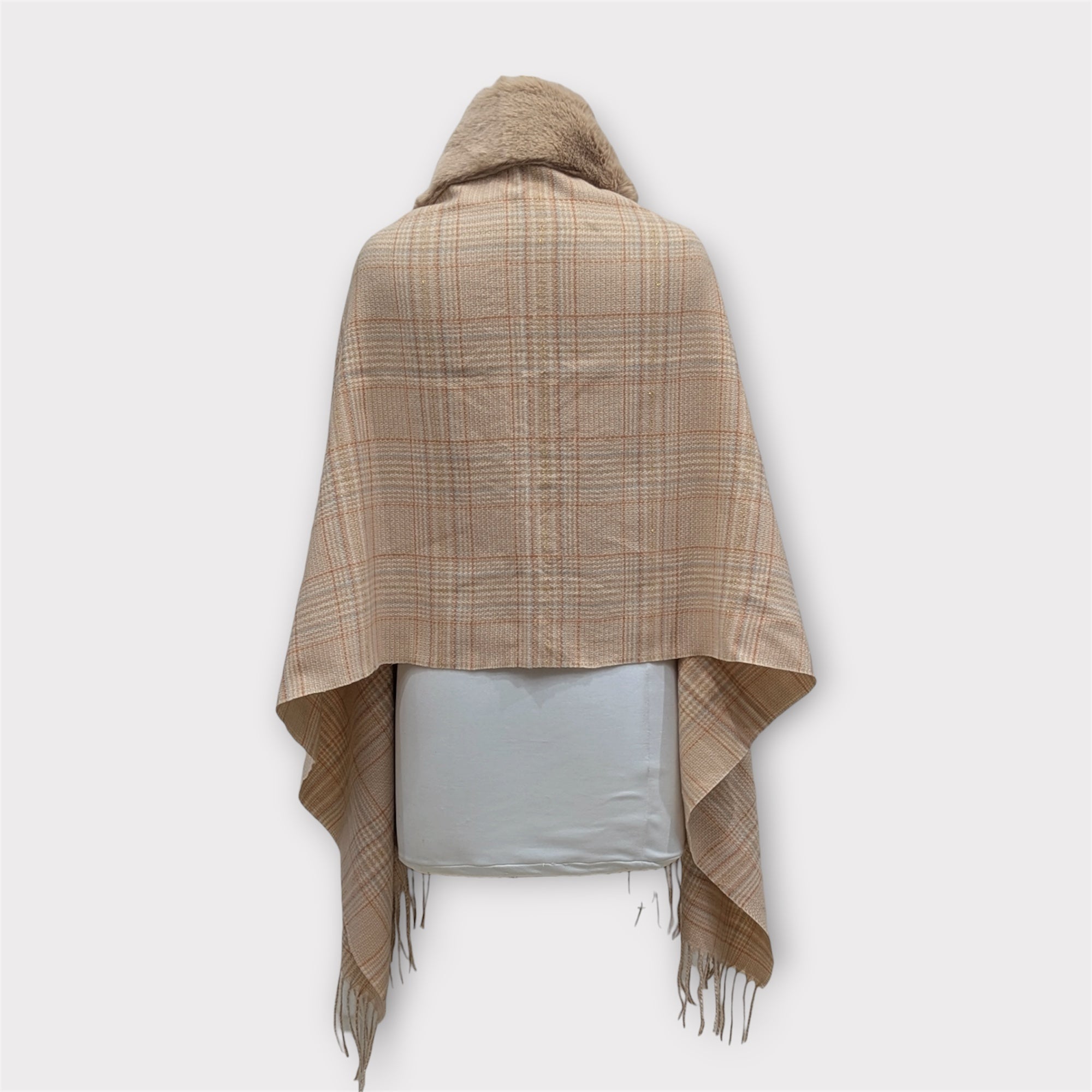 WOMEN WOOLEN SHRUG