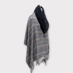WOMEN WOOLEN SHRUG