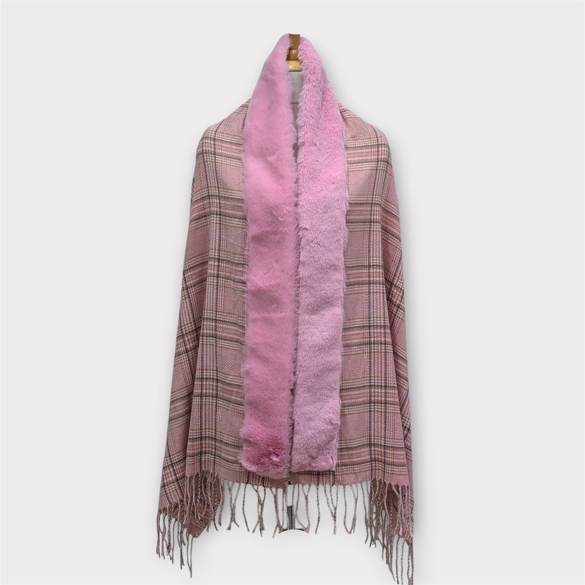 WOMEN WOOLEN SHRUG